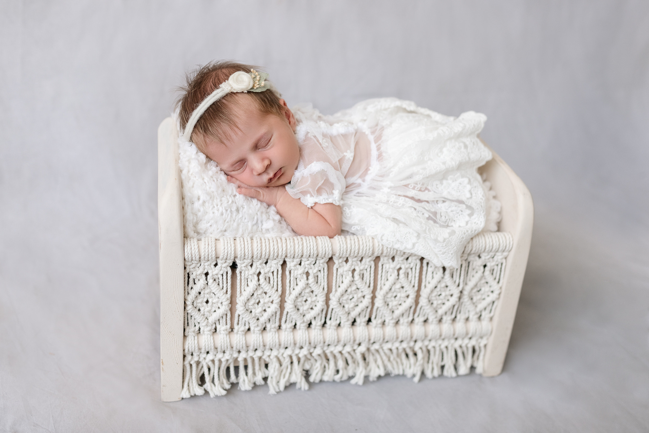 ניו בורן. צילומי הריון, ניו בורן, גיל שנה בראשון לציון -Jenya Rosso Photography