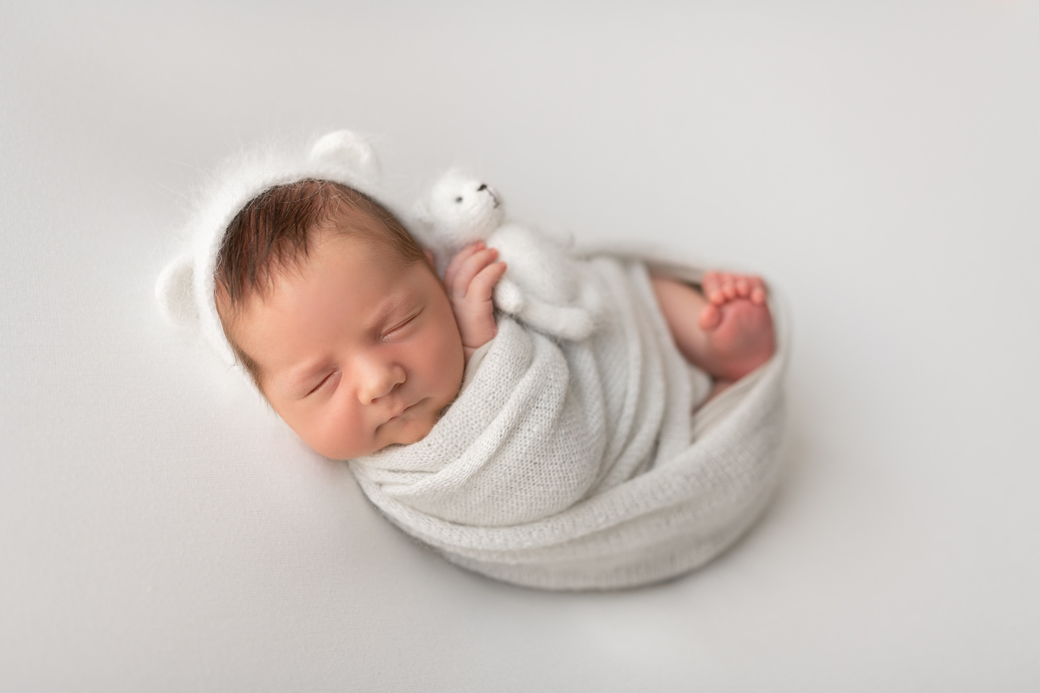 ניו בורן. צילומי הריון, ניו בורן, גיל שנה בראשון לציון -Jenya Rosso Photography