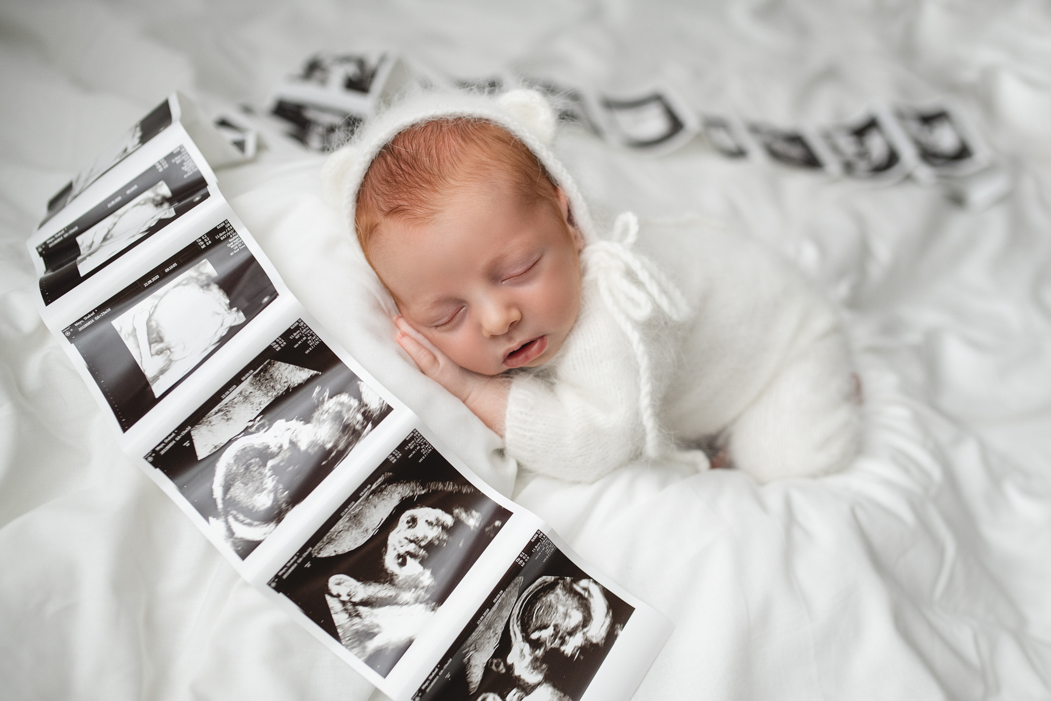 ניו בורן. צילומי הריון, ניו בורן, גיל שנה בראשון לציון -Jenya Rosso Photography