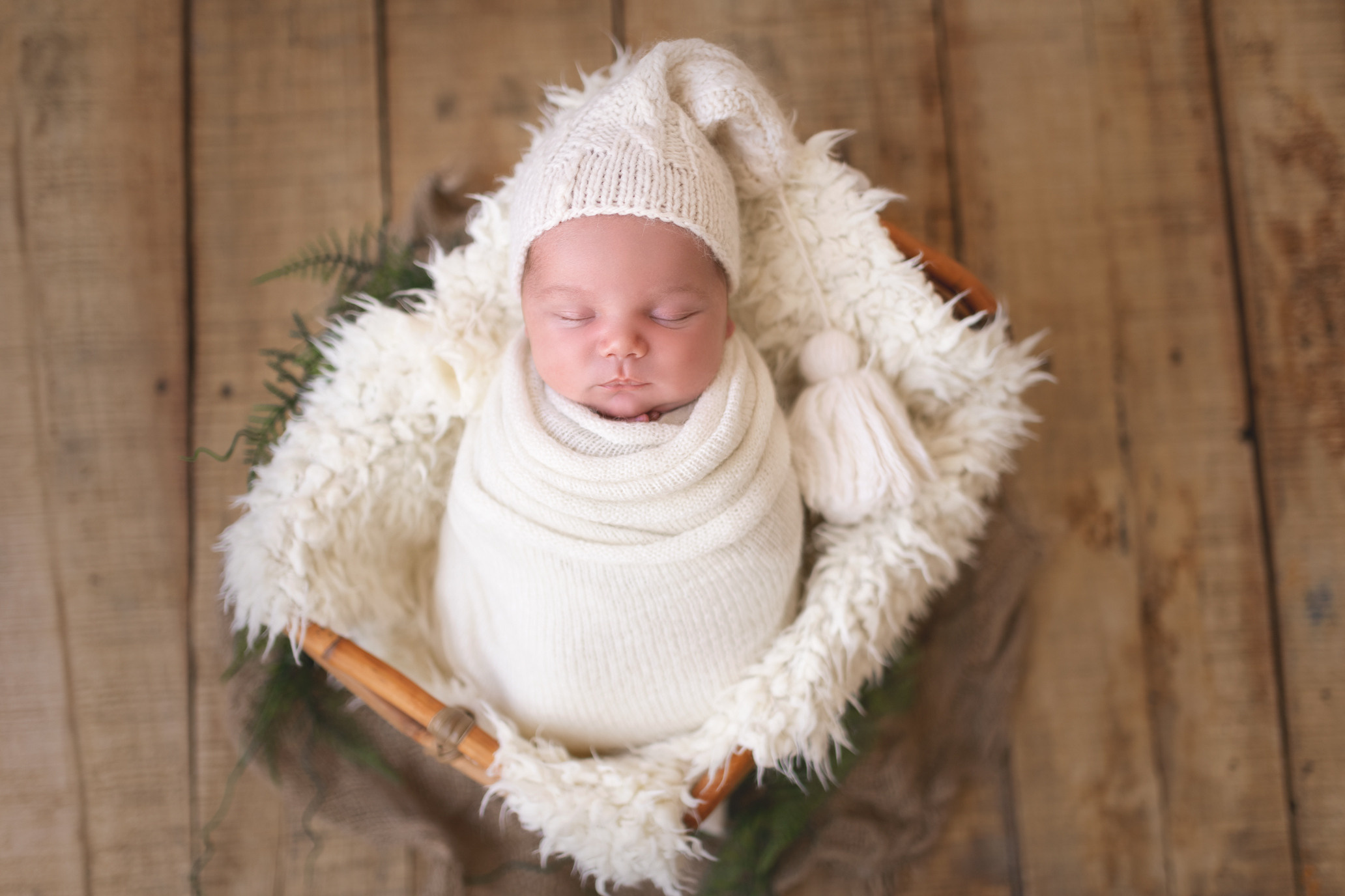 ניו בורן. צילומי הריון, ניו בורן, גיל שנה בראשון לציון -Jenya Rosso Photography