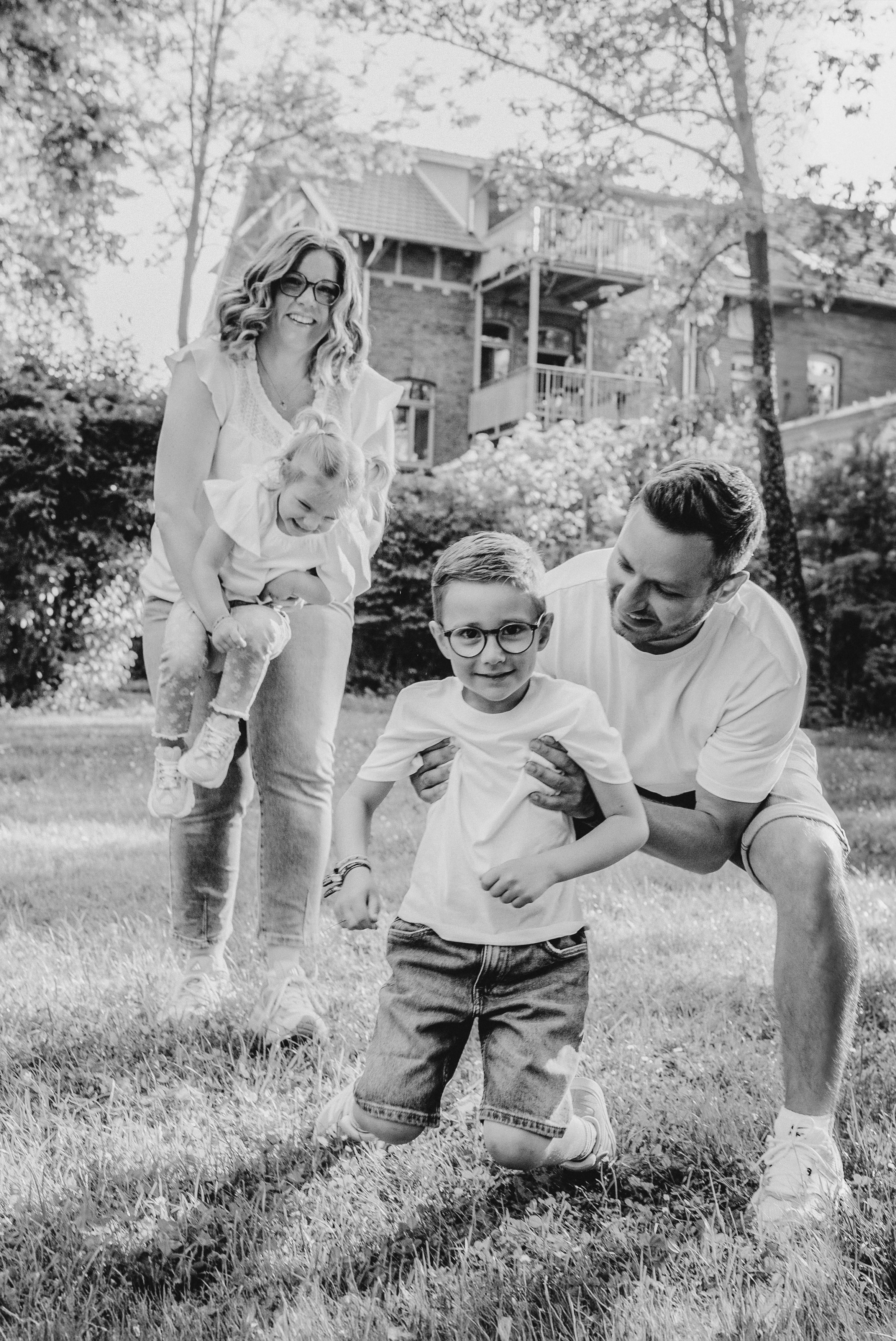 Family. Meisha Photo