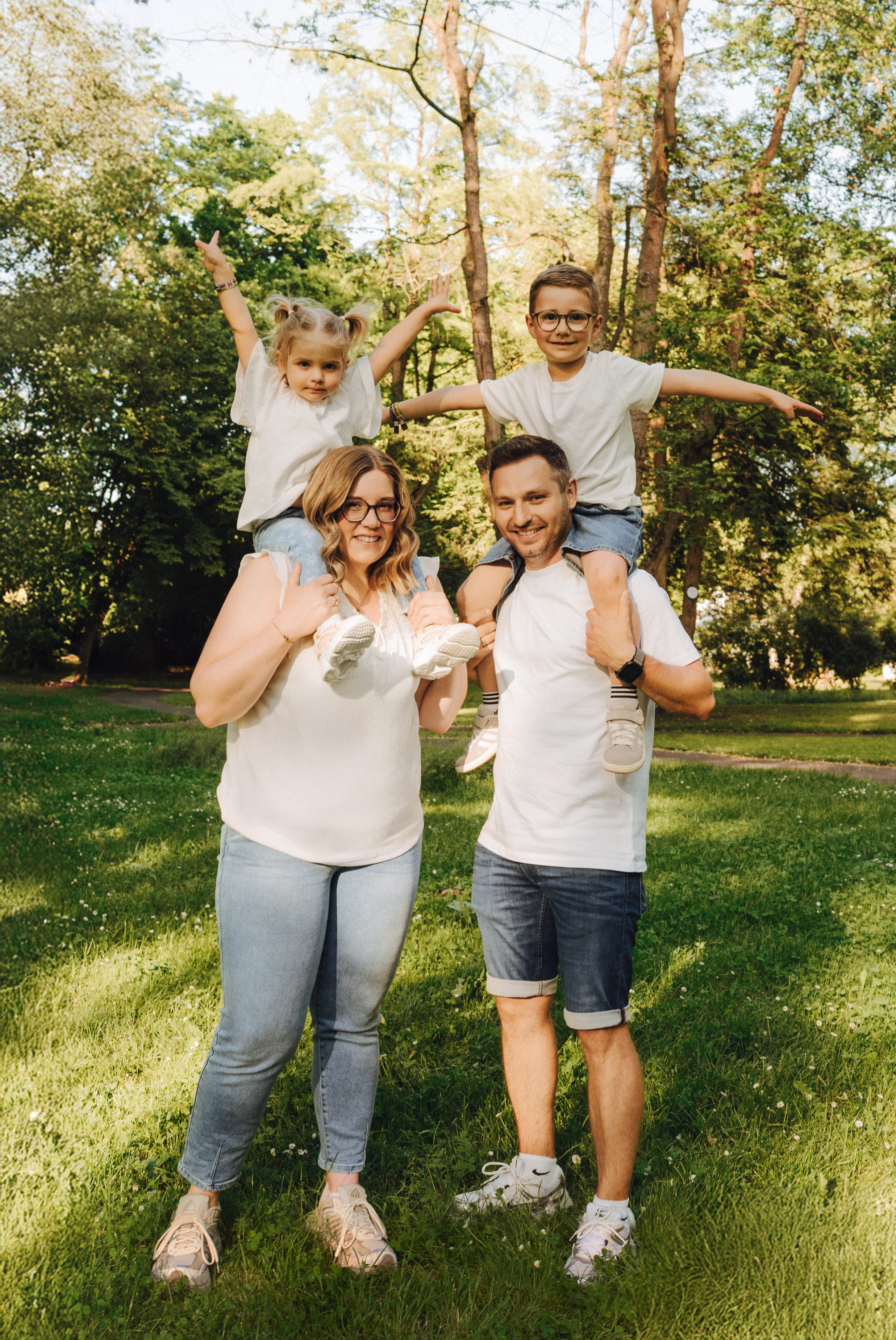 Family. Meisha Photo