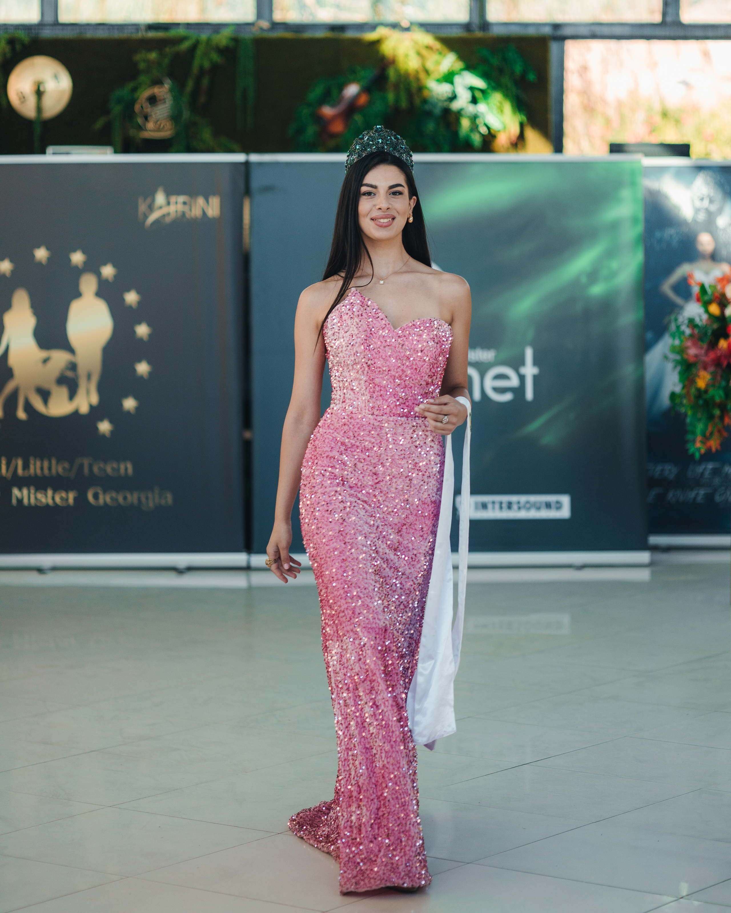 F A S H I O N. Bspander