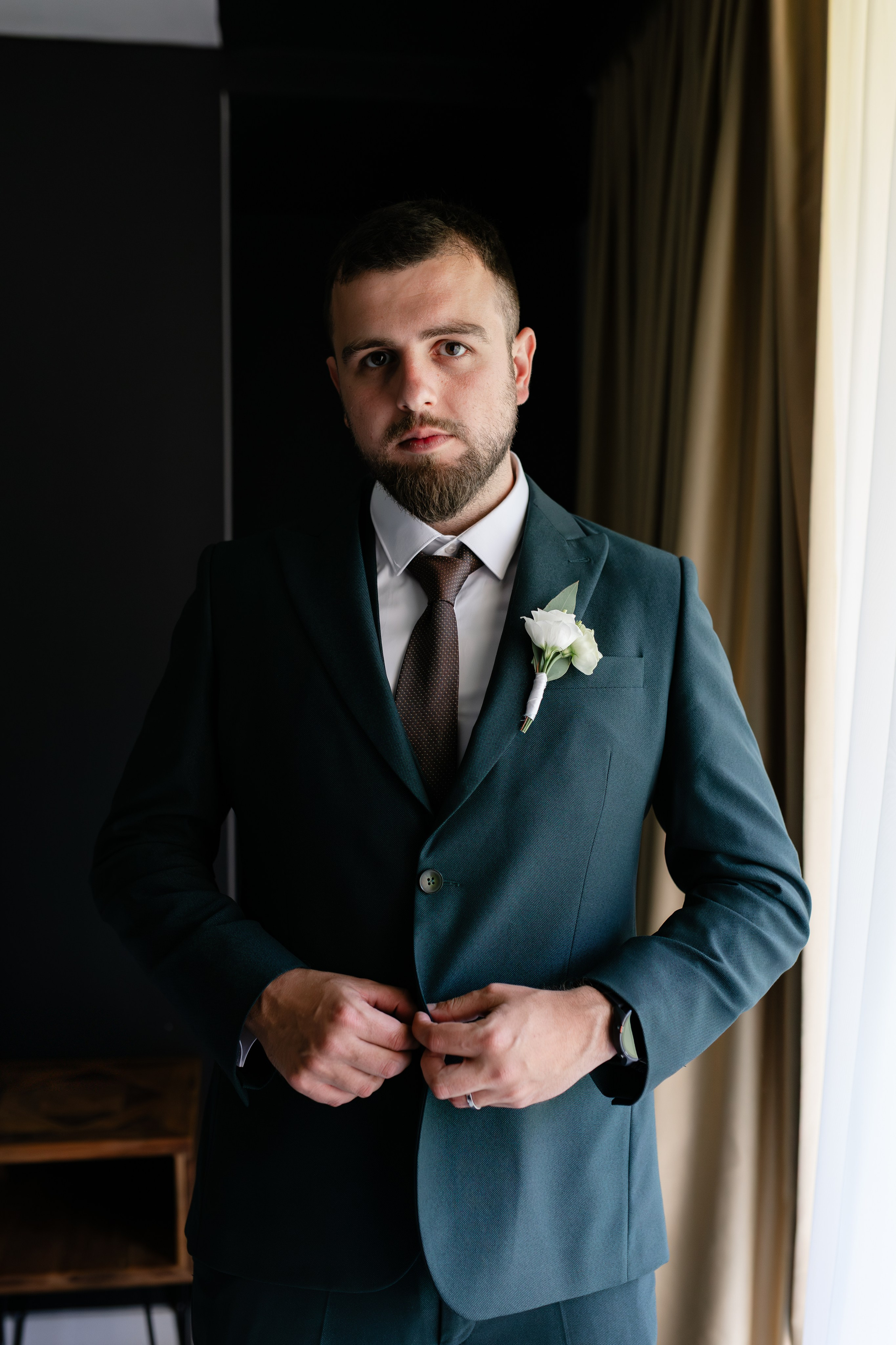 Flori & Cosmin. Main