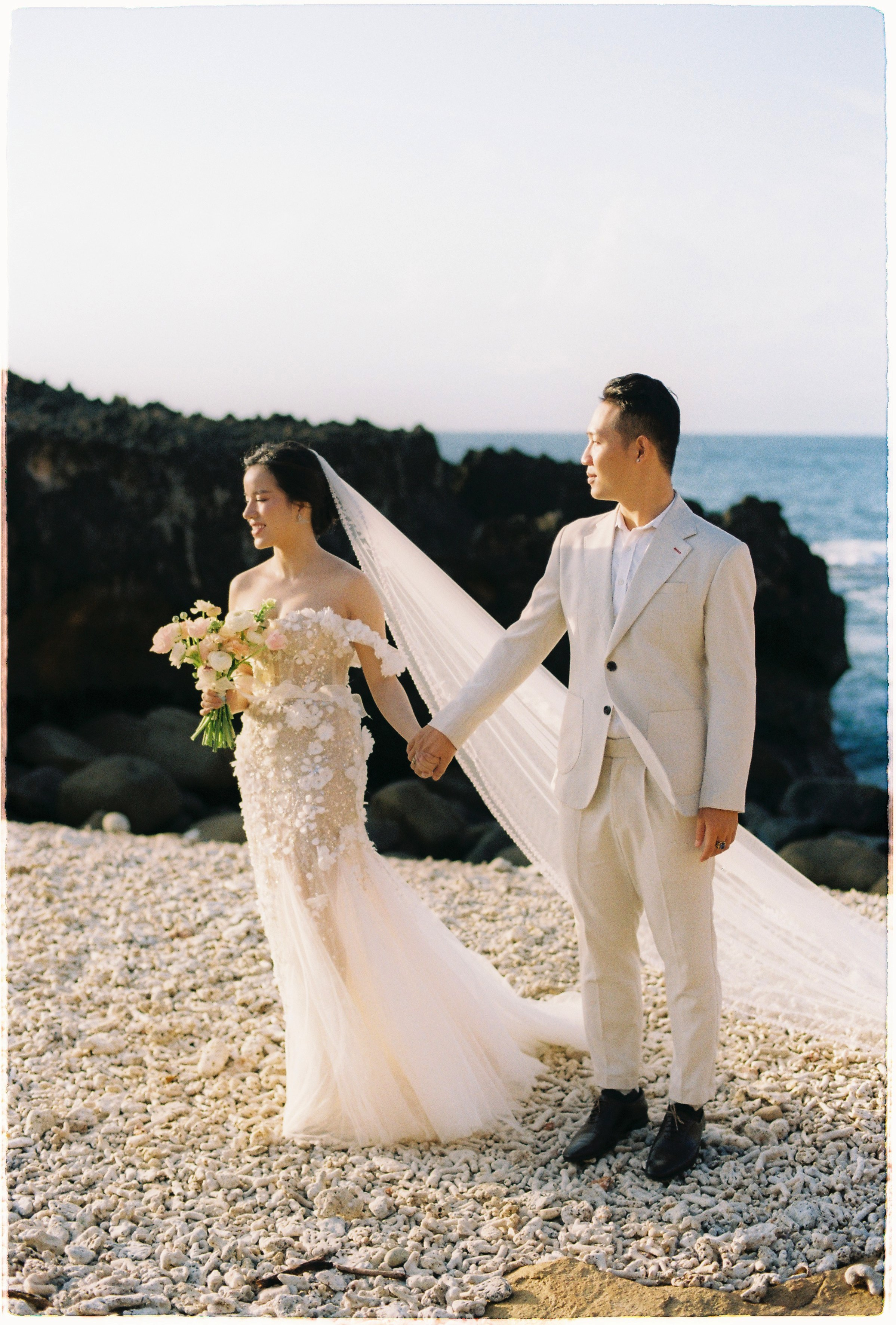 J&V | VINH HY. Anns wedding photography