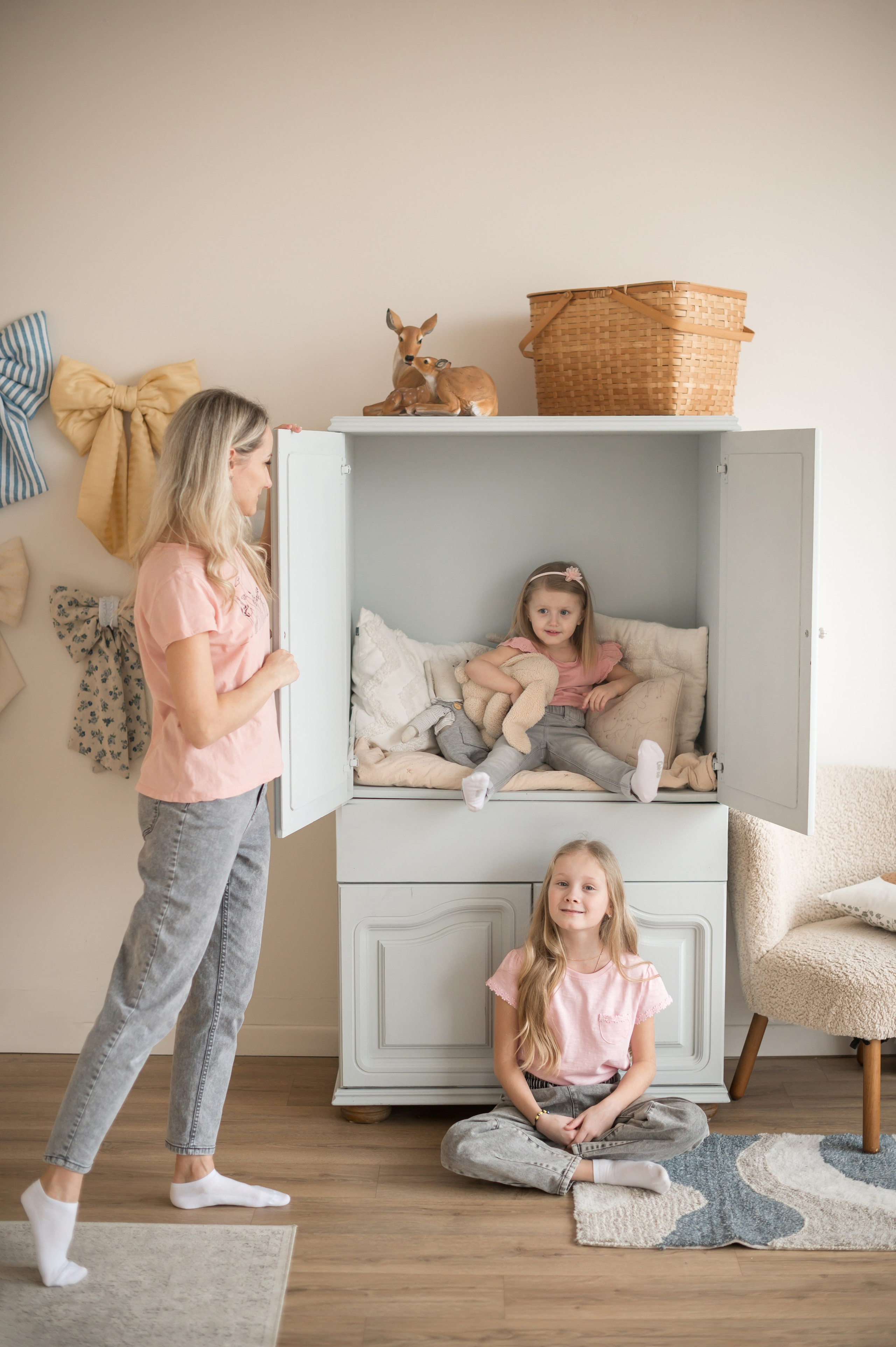 Семейная фотосессия в студии. Семейный и детский фотограф в Минске Надежда Савицкая