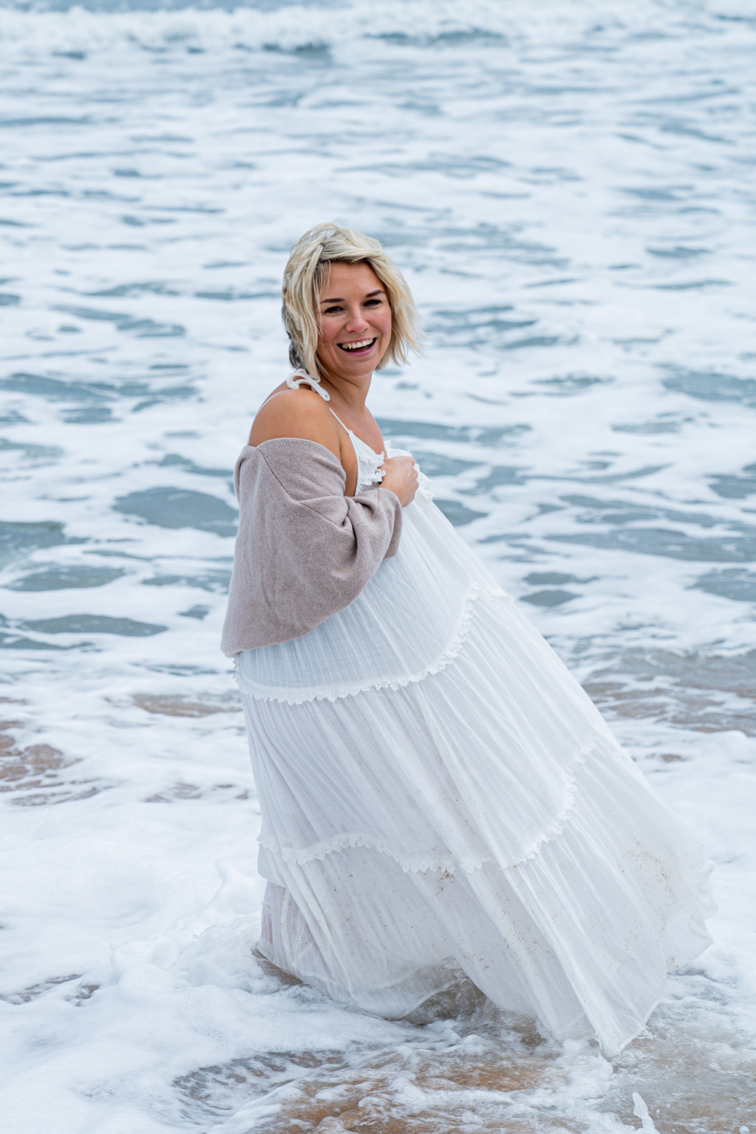 portrait photography, seaside photo session, Seaton Sluice, freedom to be yourself, body positive after 45