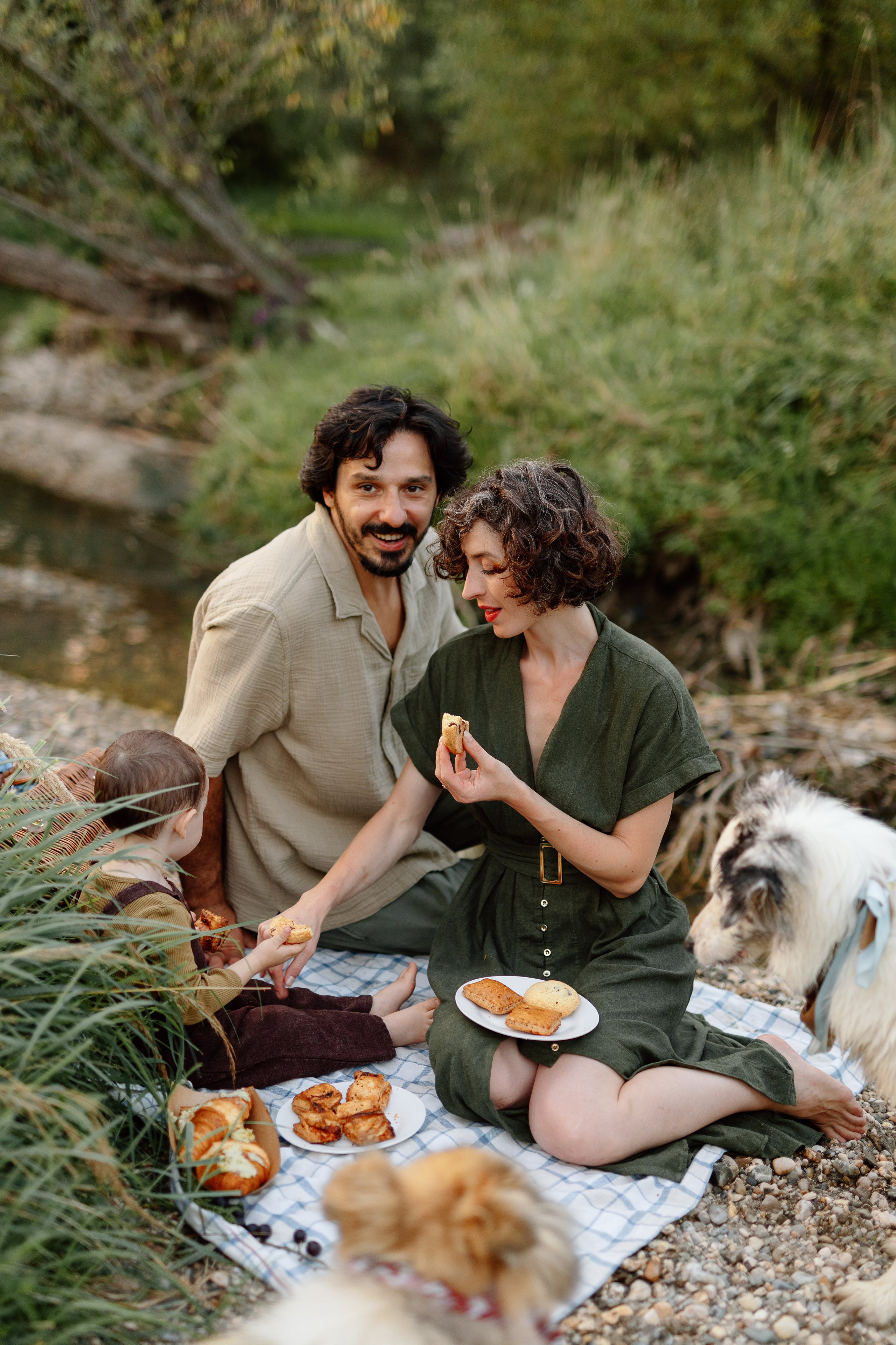 Cristina, George & Ian — Family. Main