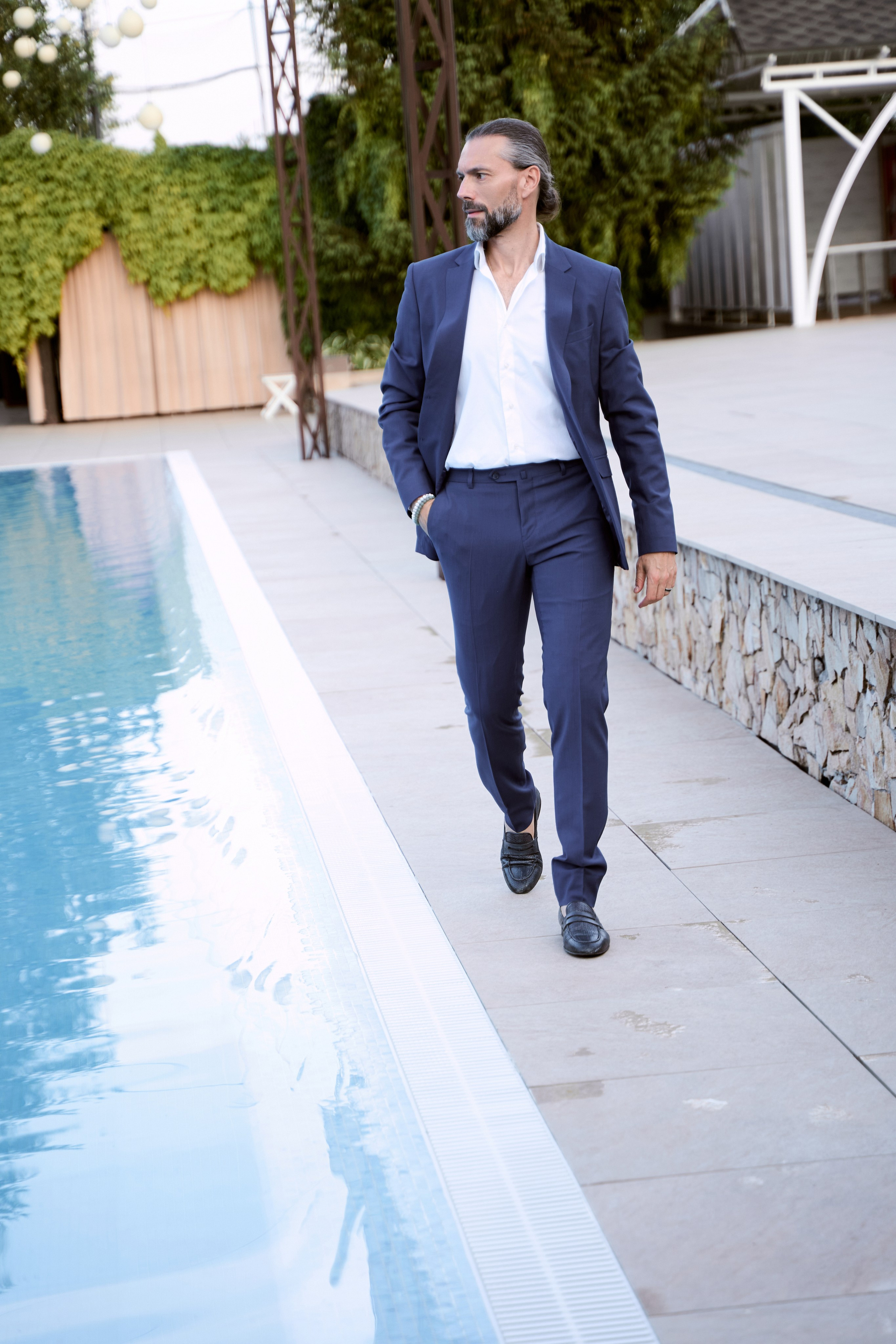 Эксперты. Привет