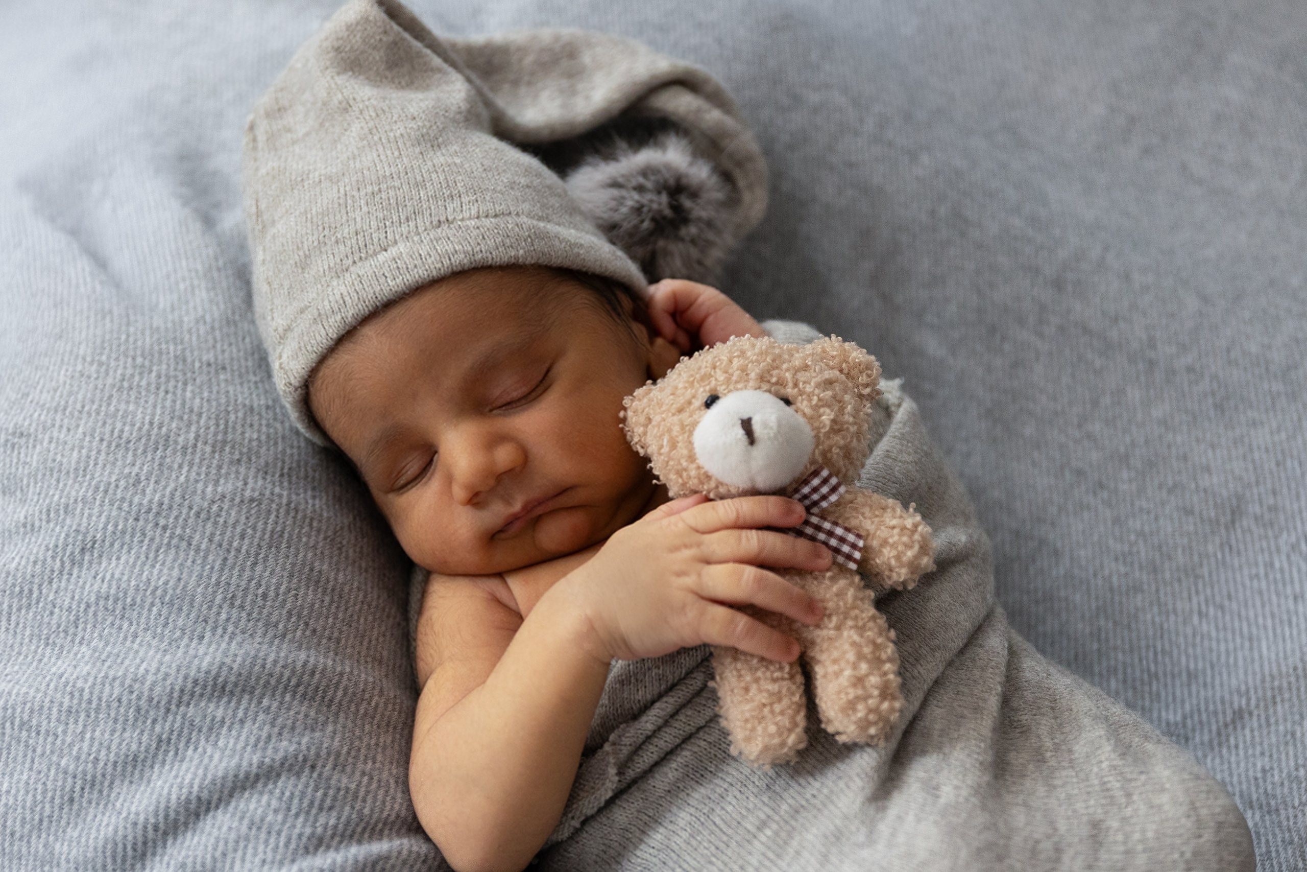 Newborn Family Photography Session. Family, lifestyle, and commercial photography in New York and New Jersey