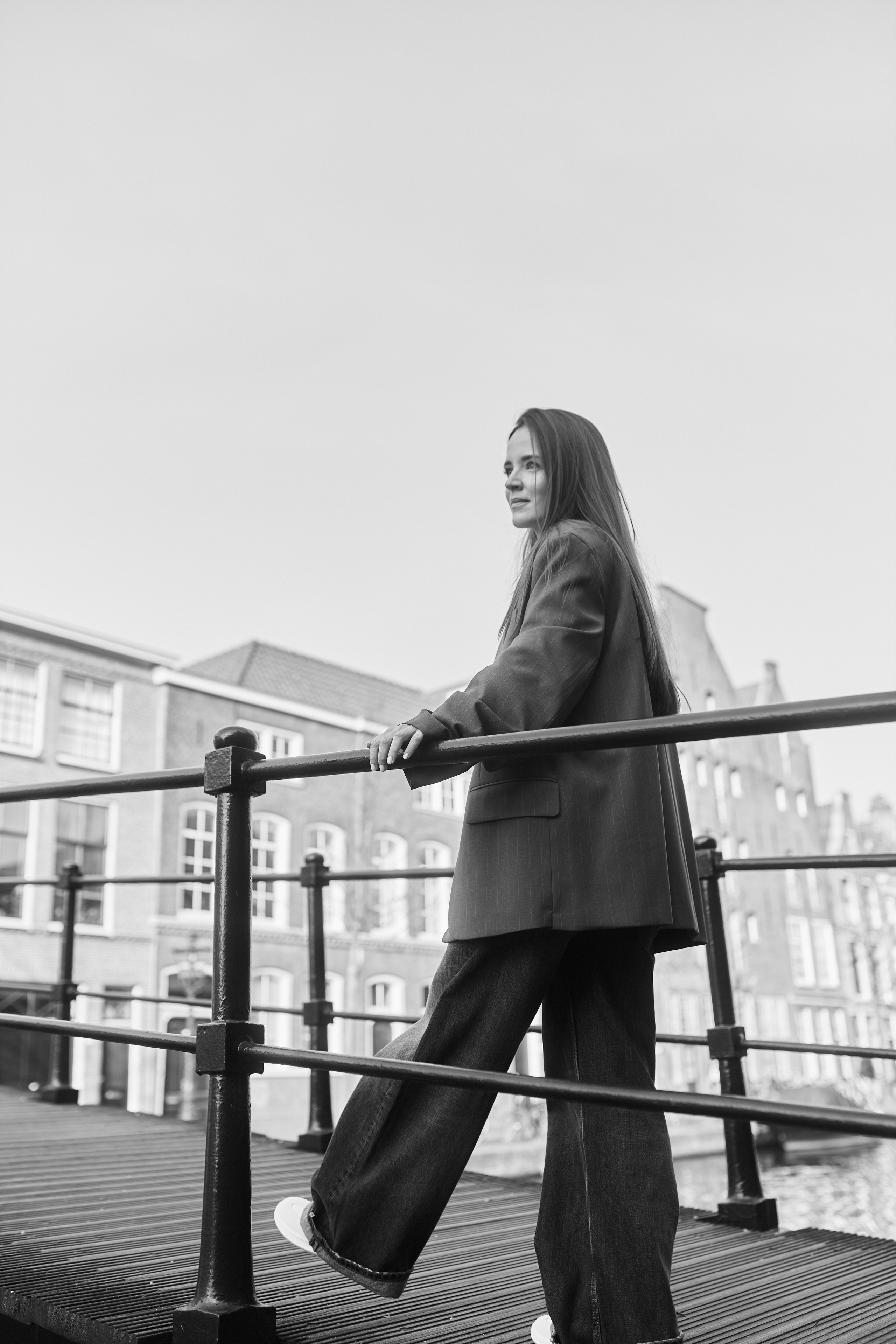 Mari. Professionele Portret- en Zakelijke Fotograaf in Nederland | Amsterdam, Den Haag, Leiden, Zoetermeer