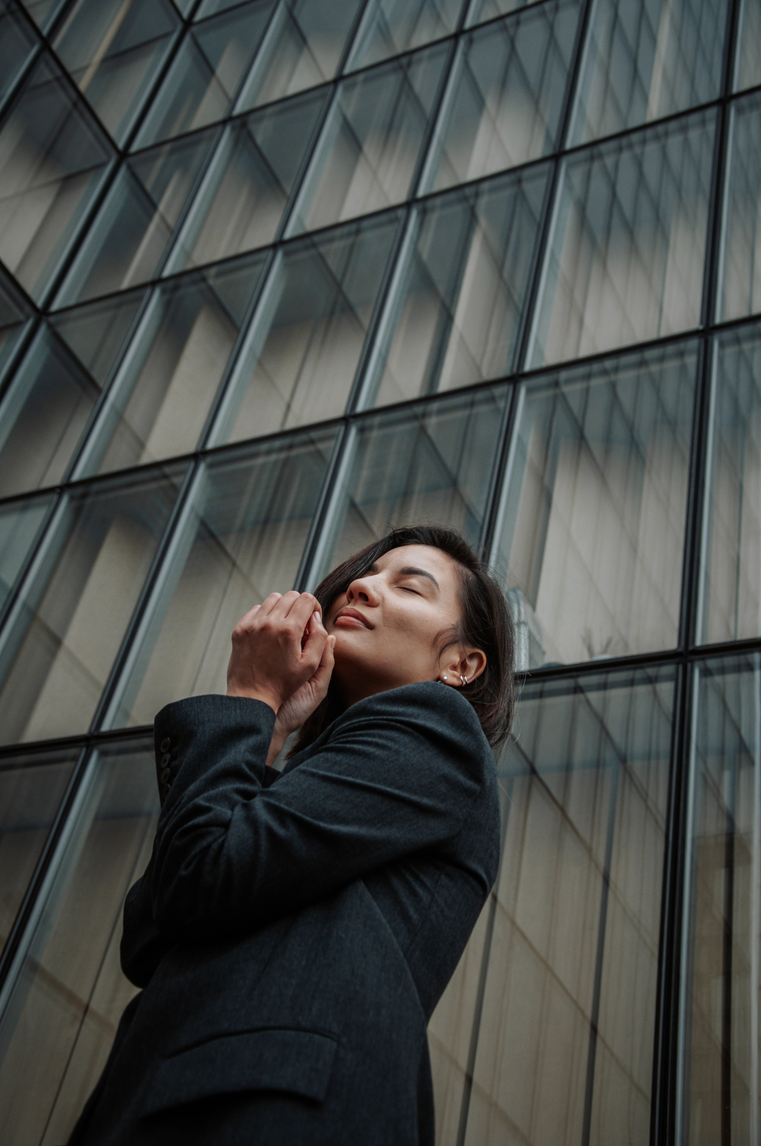 Urban photoshoot in Paris. Paris photographer — Polina Osipova