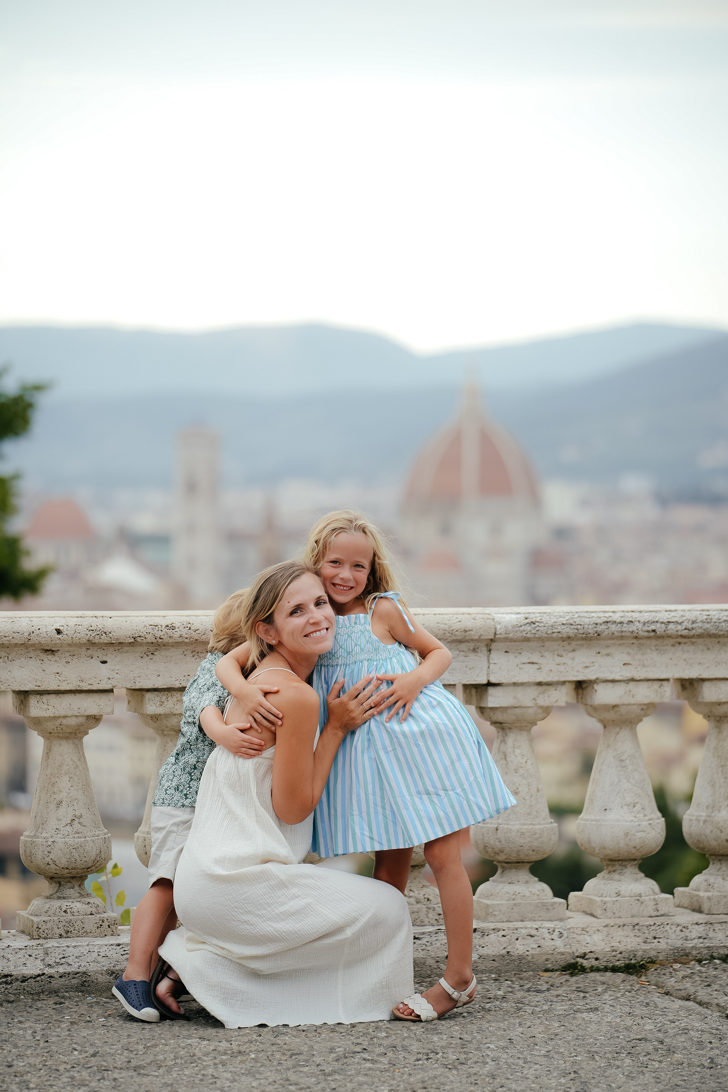 Nicole & Family. Wedding Photographer in Italy