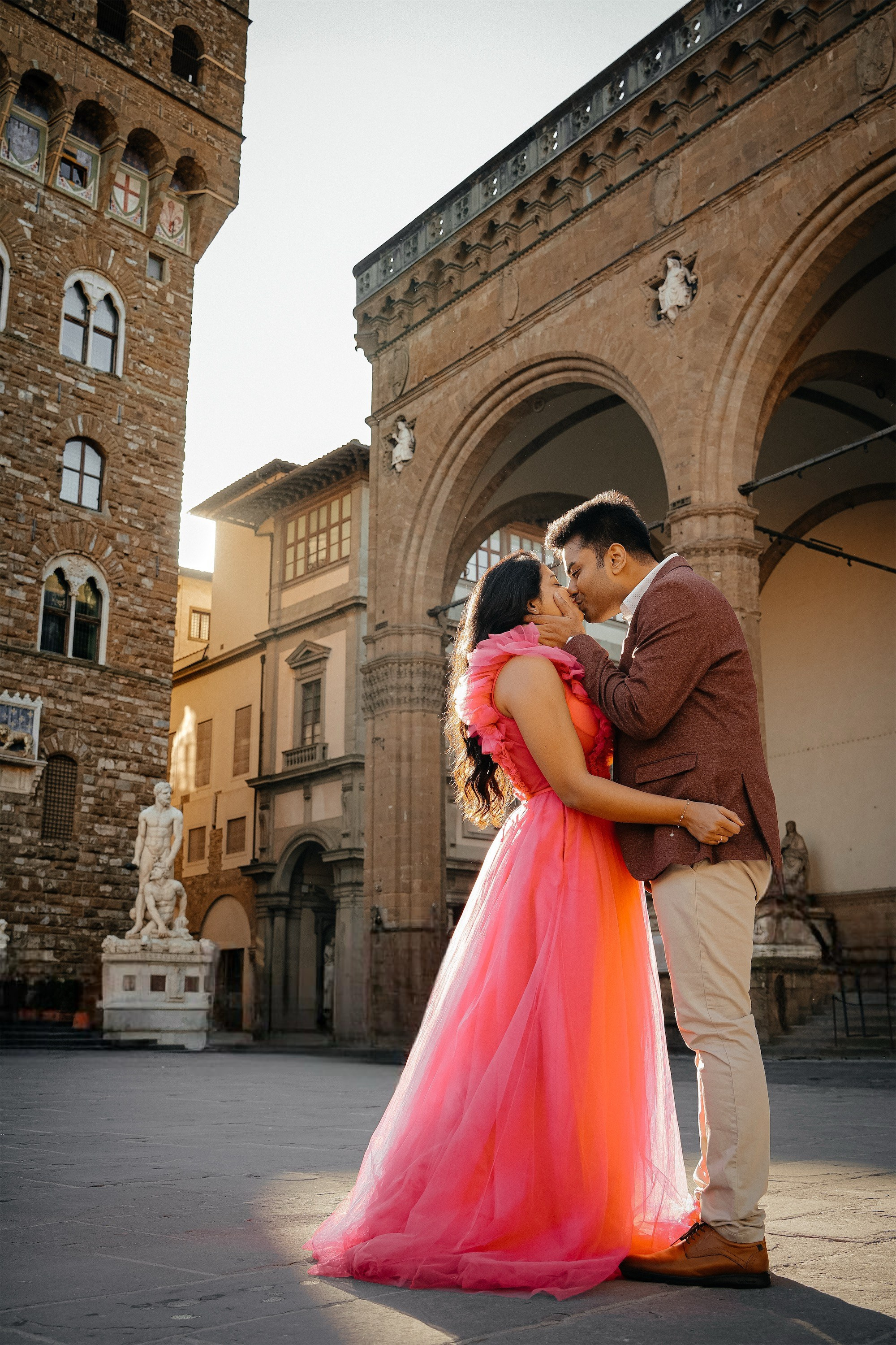 Engagement & Pre-Wedding Photoshoot in Florence. Wedding Photographer in Italy