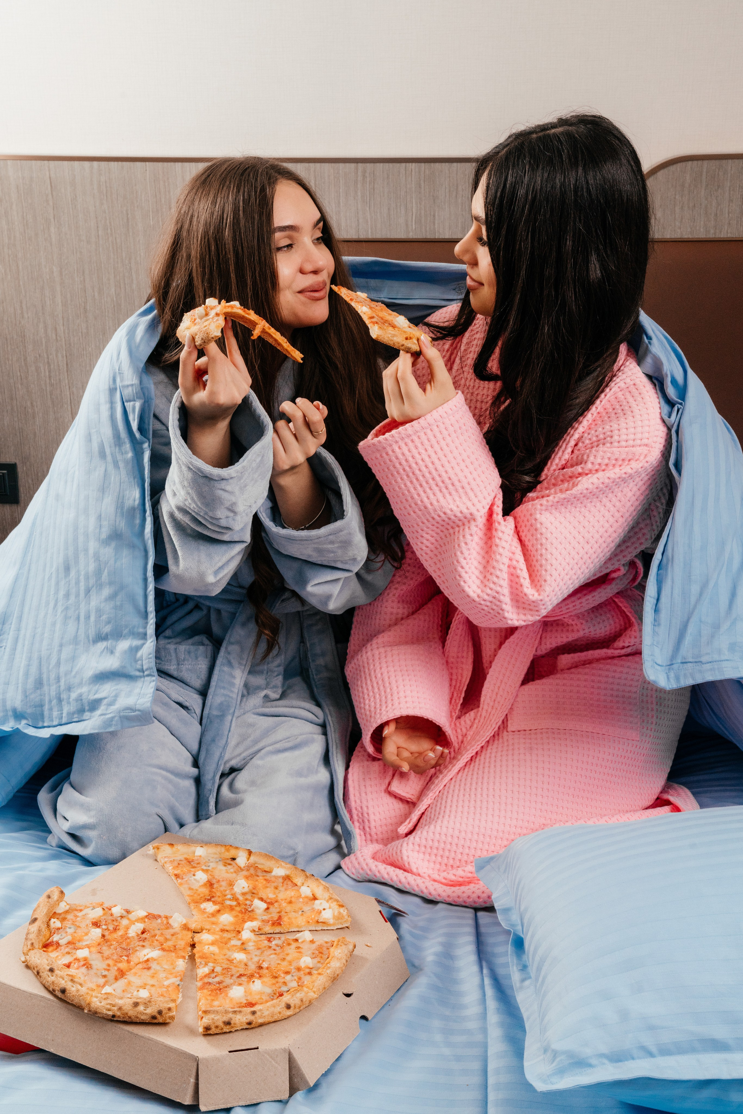 Коммерческая съёмка для текстильной фабрики. Фотограф в Узбекистане и Самарканде Джасур Марупов