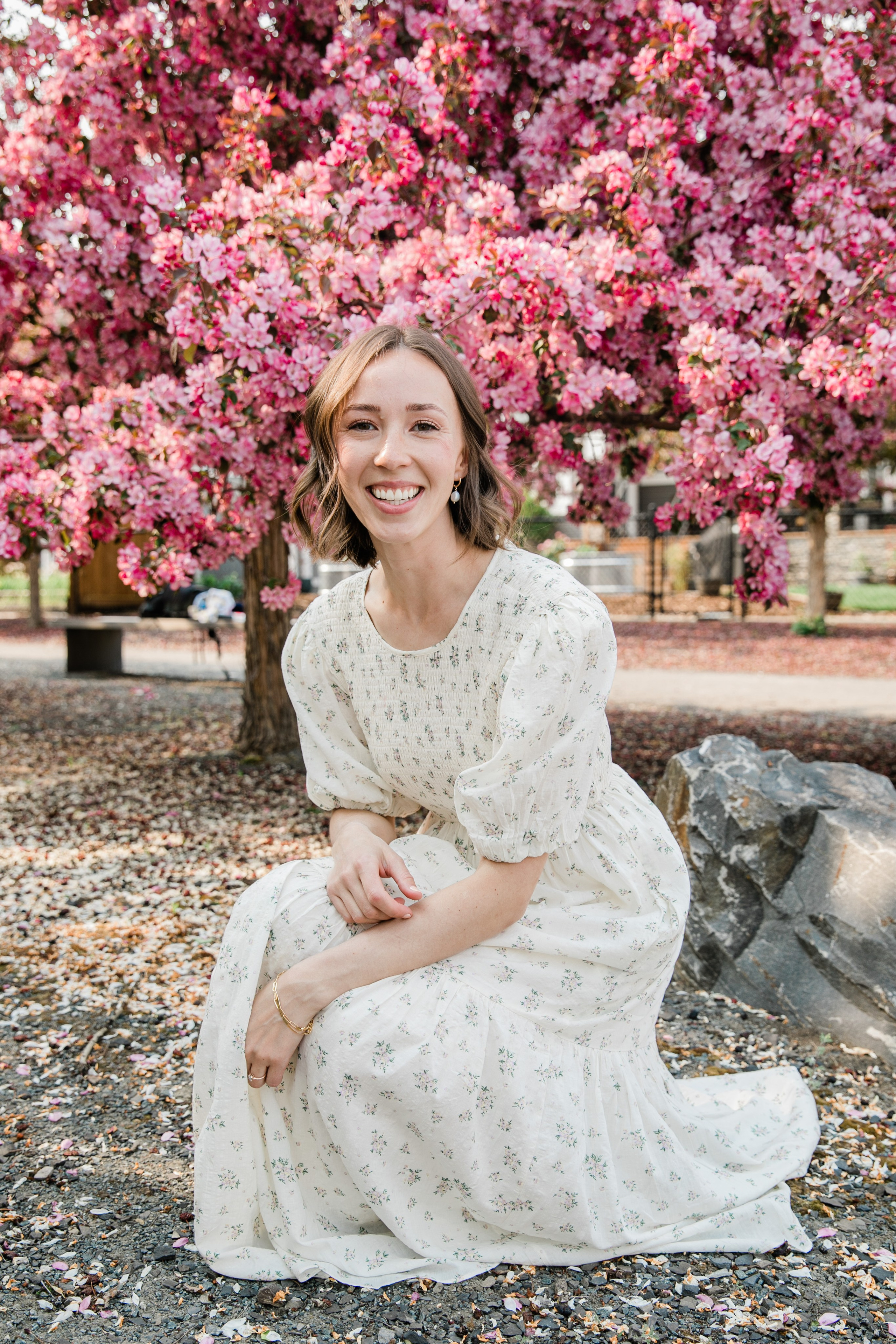 Pitchers Family Photos — Cherry Blossom. Fotografía accesible en Calgary