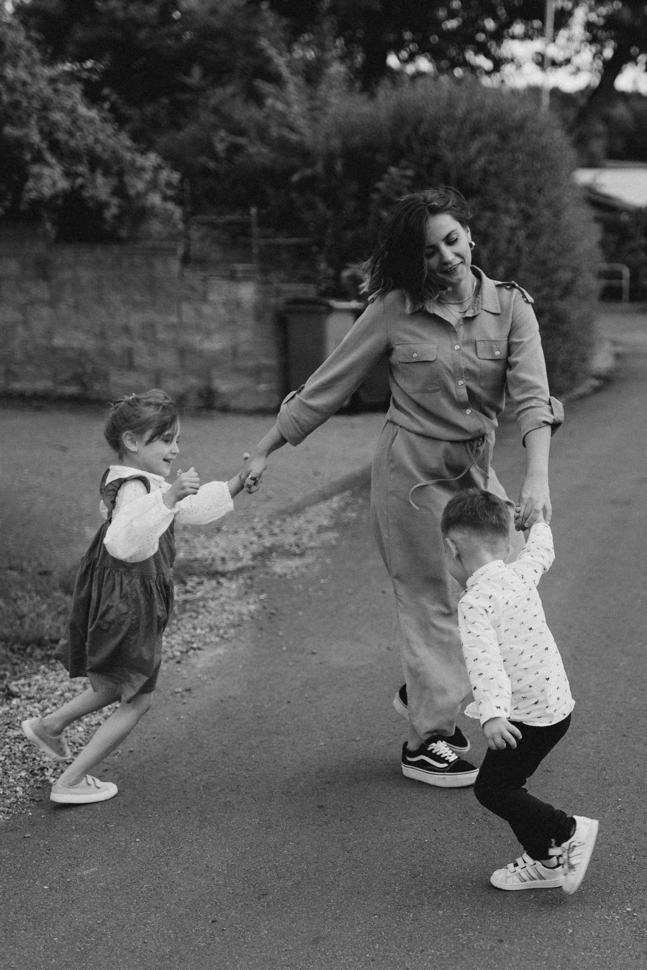 N.E.O. Family photographer in Stockholm Oksana Matviyiv