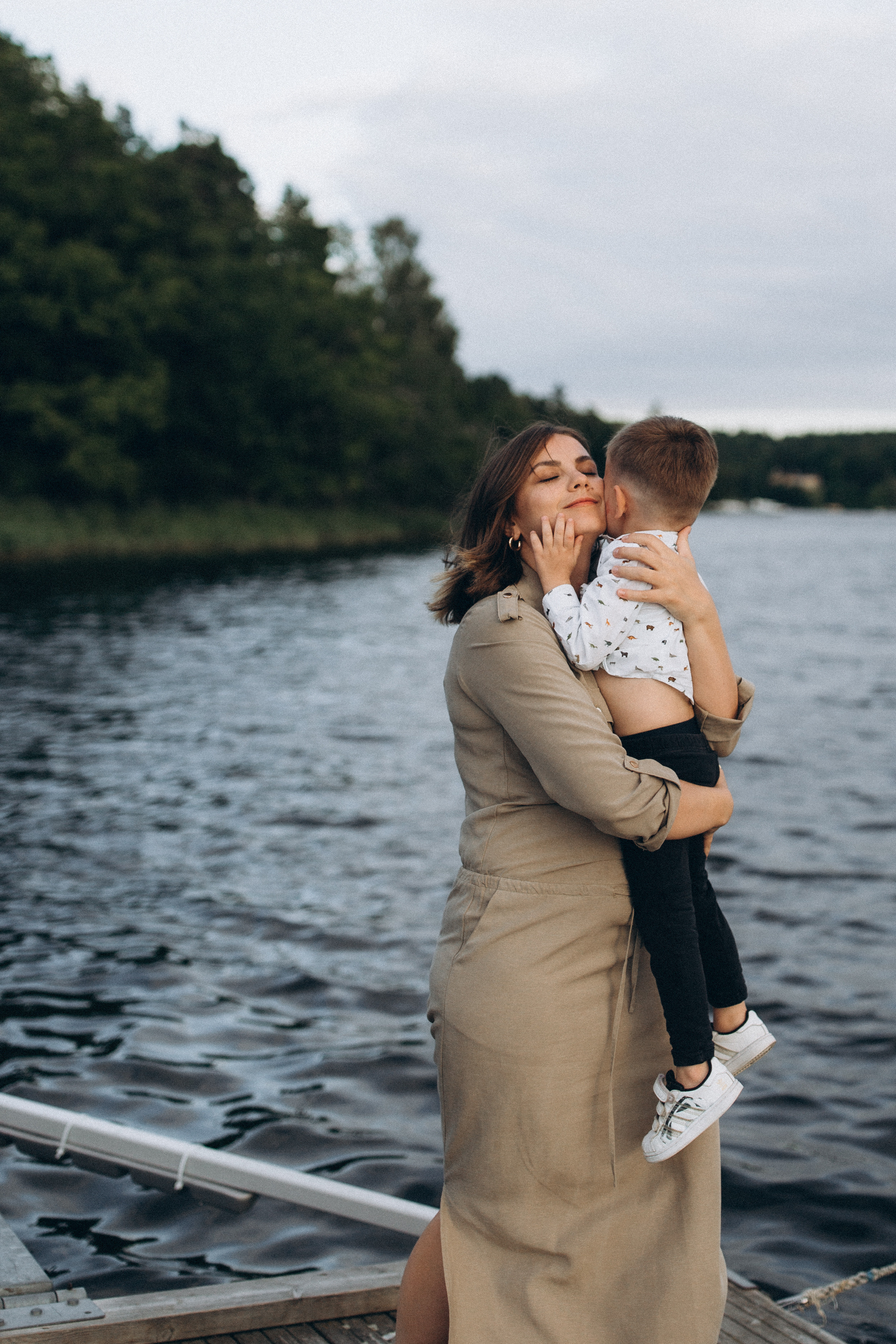 N.E.O. Family photographer in Stockholm Oksana Matviyiv