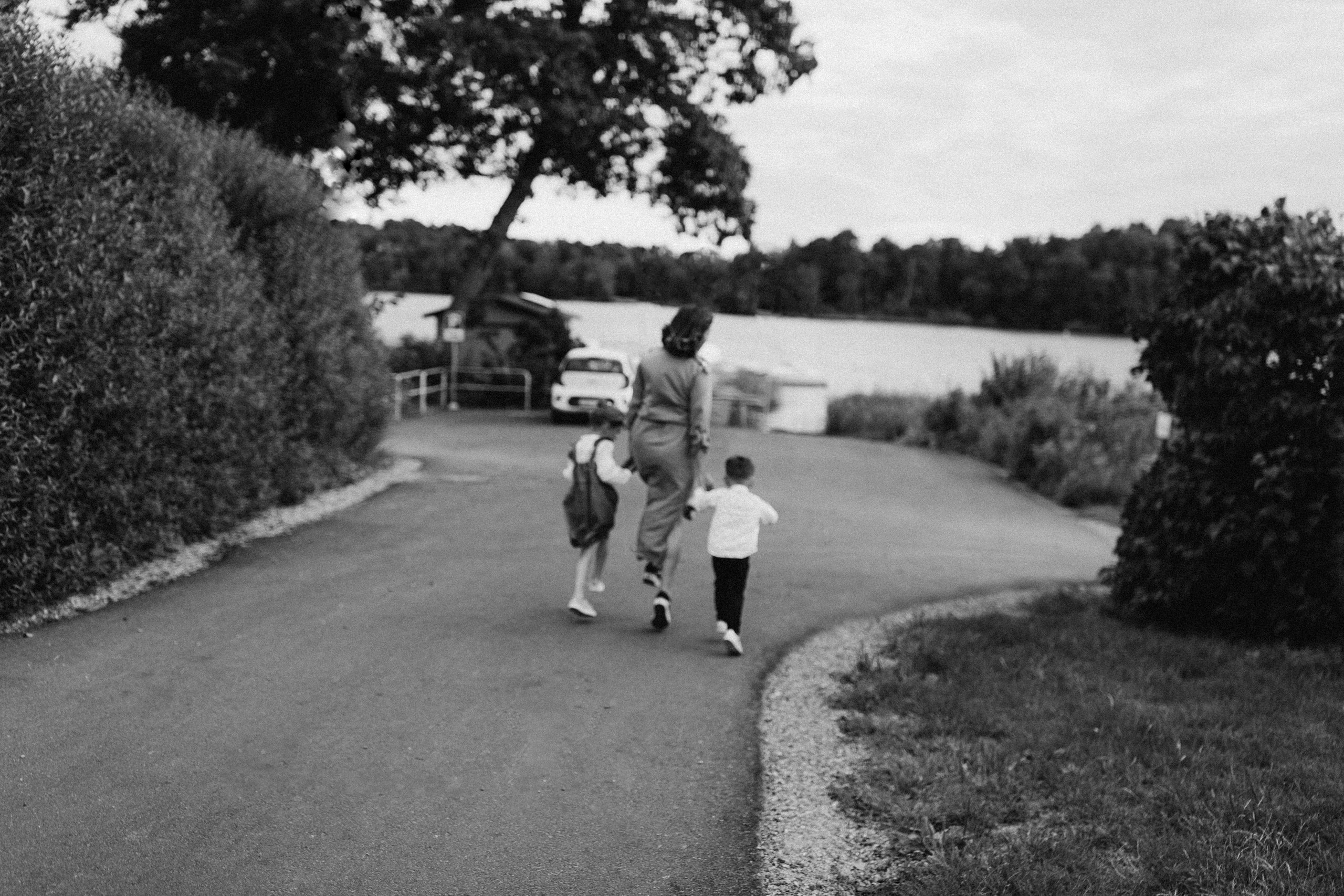 N.E.O. Family photographer in Stockholm Oksana Matviyiv