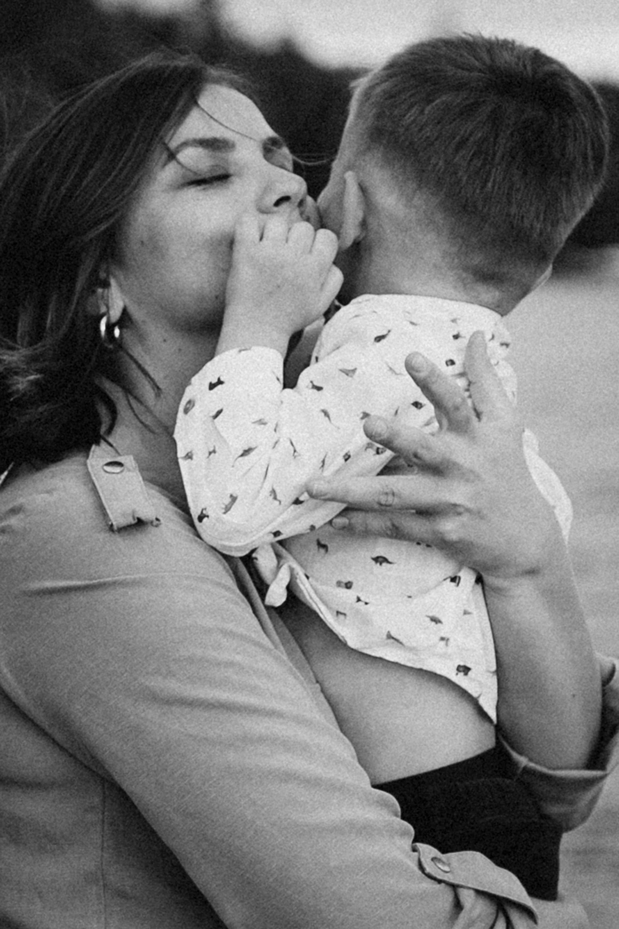 N.E.O. Family photographer in Stockholm Oksana Matviyiv