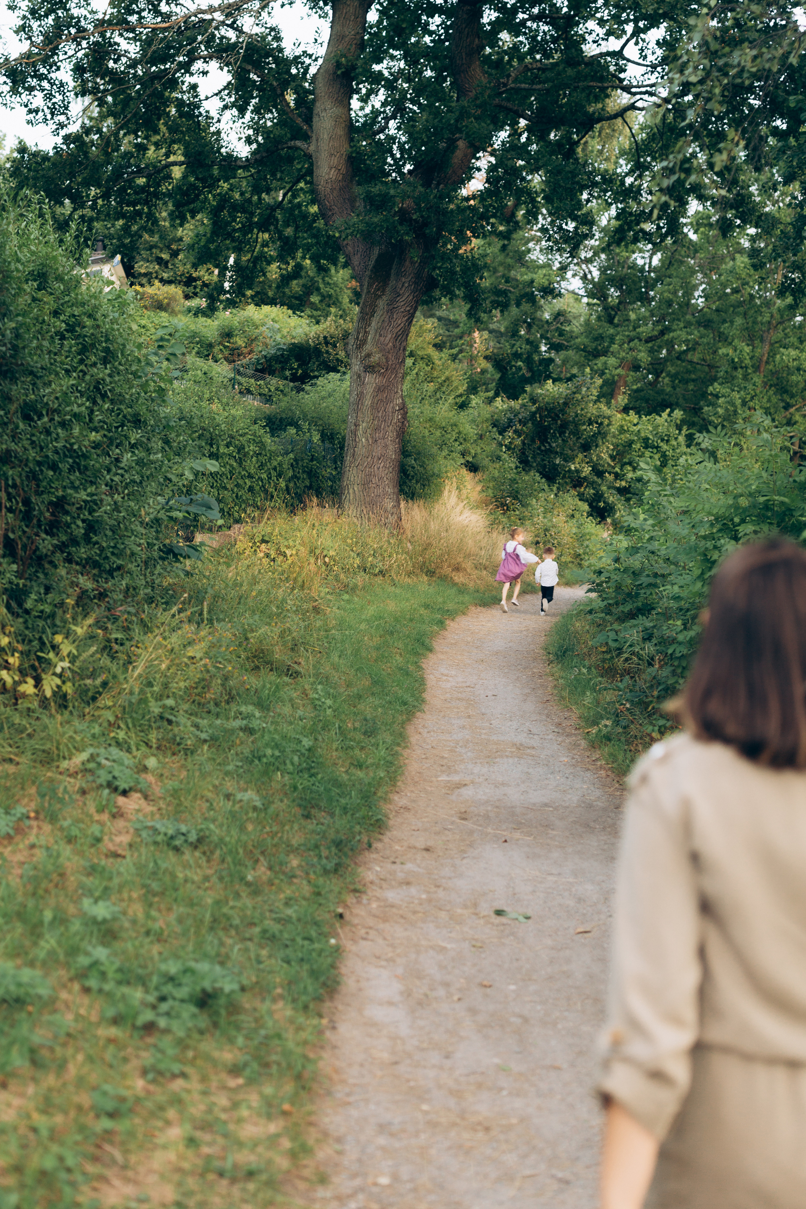N.E.O. Family photographer in Stockholm Oksana Matviyiv