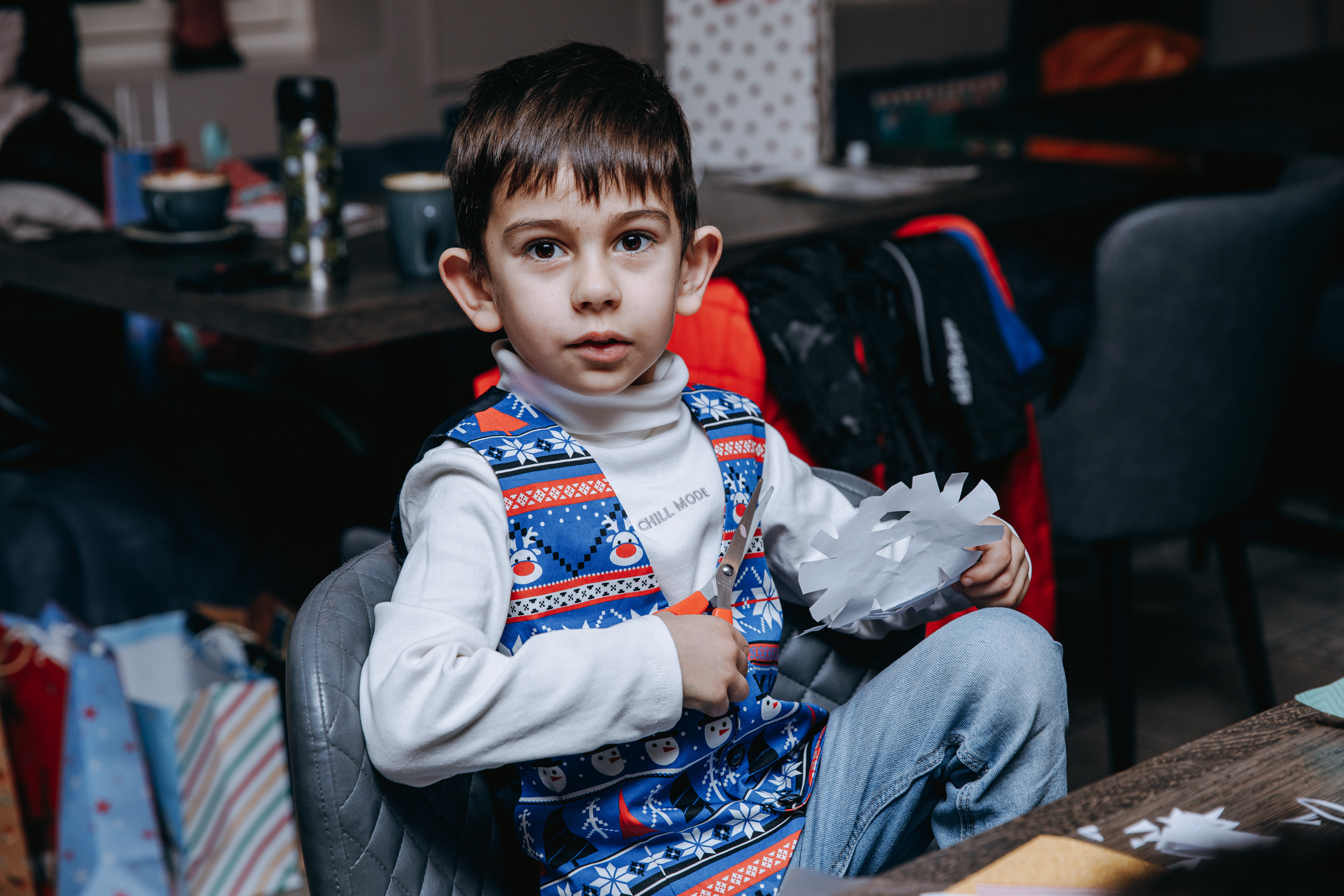 Crafty Christmas Party. Petru Gorea Photography | Family | Portrait | Fashion | Brand