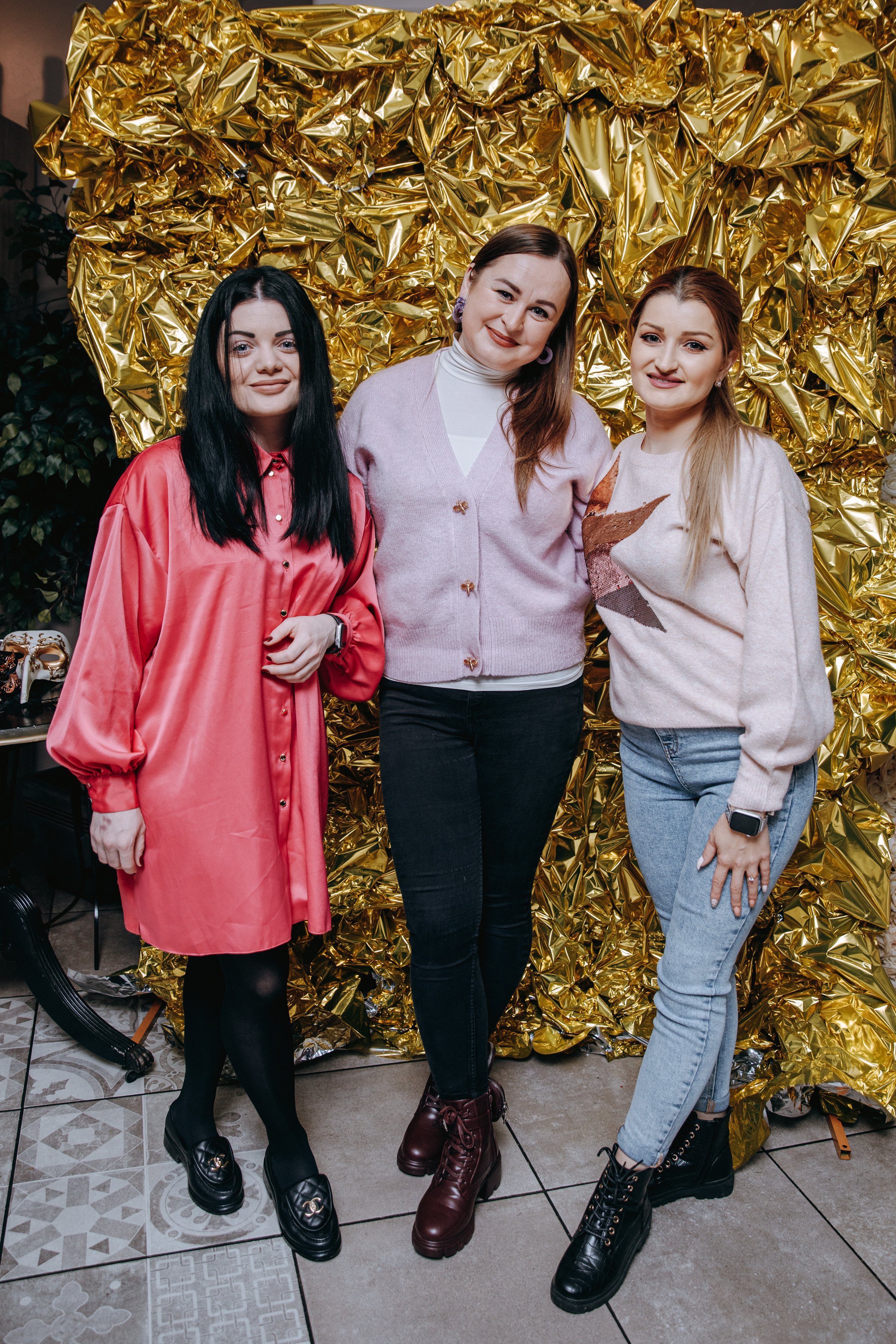 Crafty Christmas Party. Petru Gorea Photography | Family | Portrait | Fashion | Brand