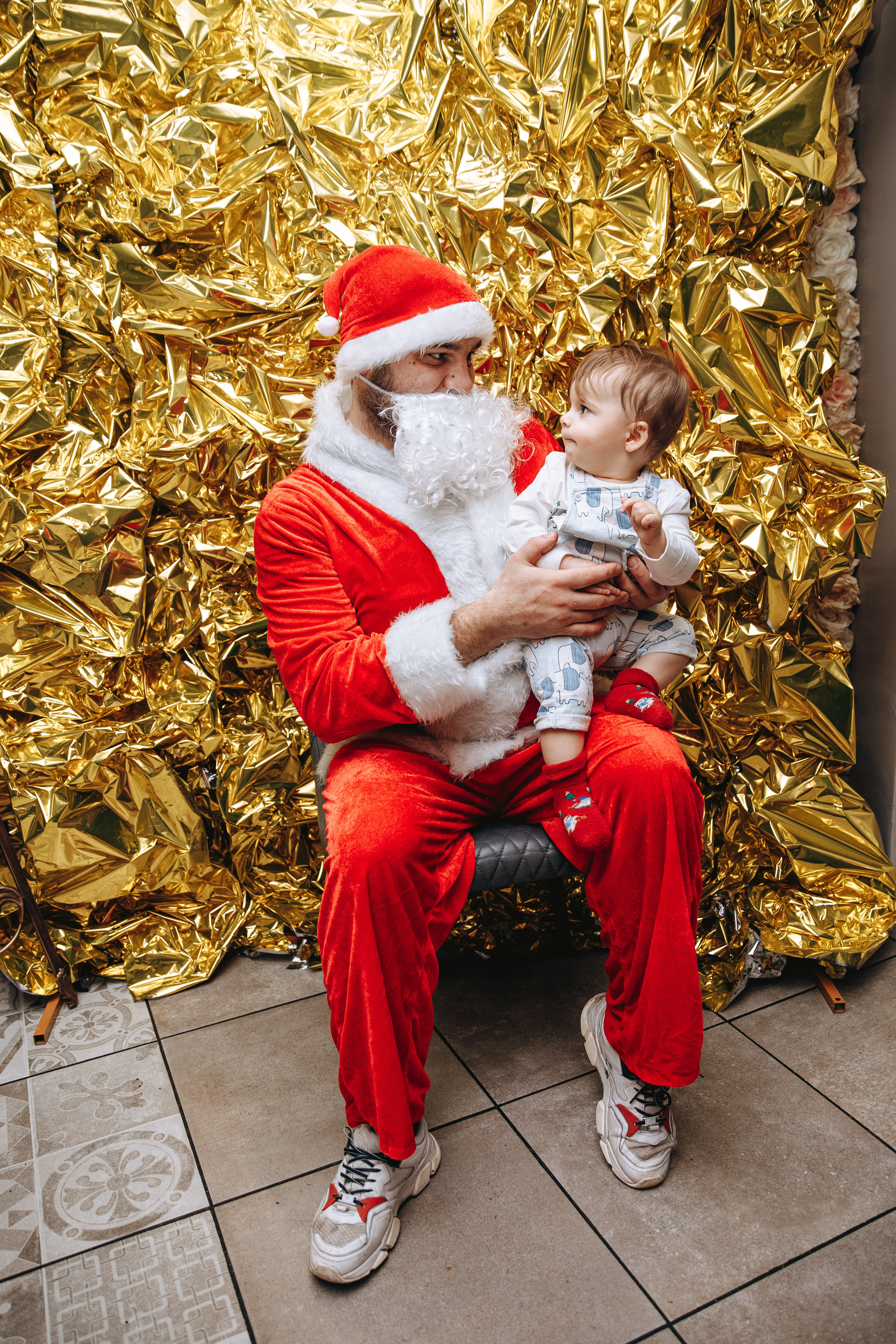 Cookies for Santa. Petru Gorea Photography | Family | Portrait | Fashion | Brand