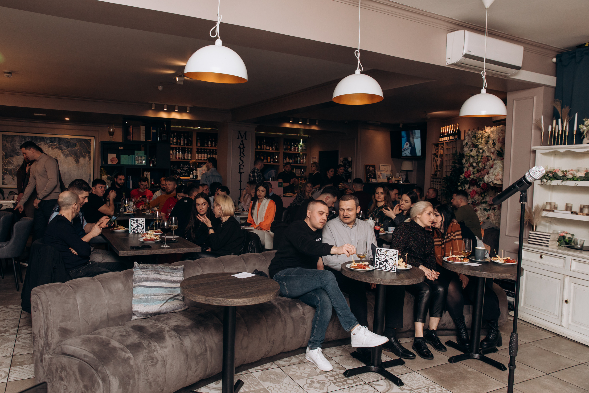 StandUp Northampton. Petru Gorea Photography | Family | Portrait | Fashion | Brand