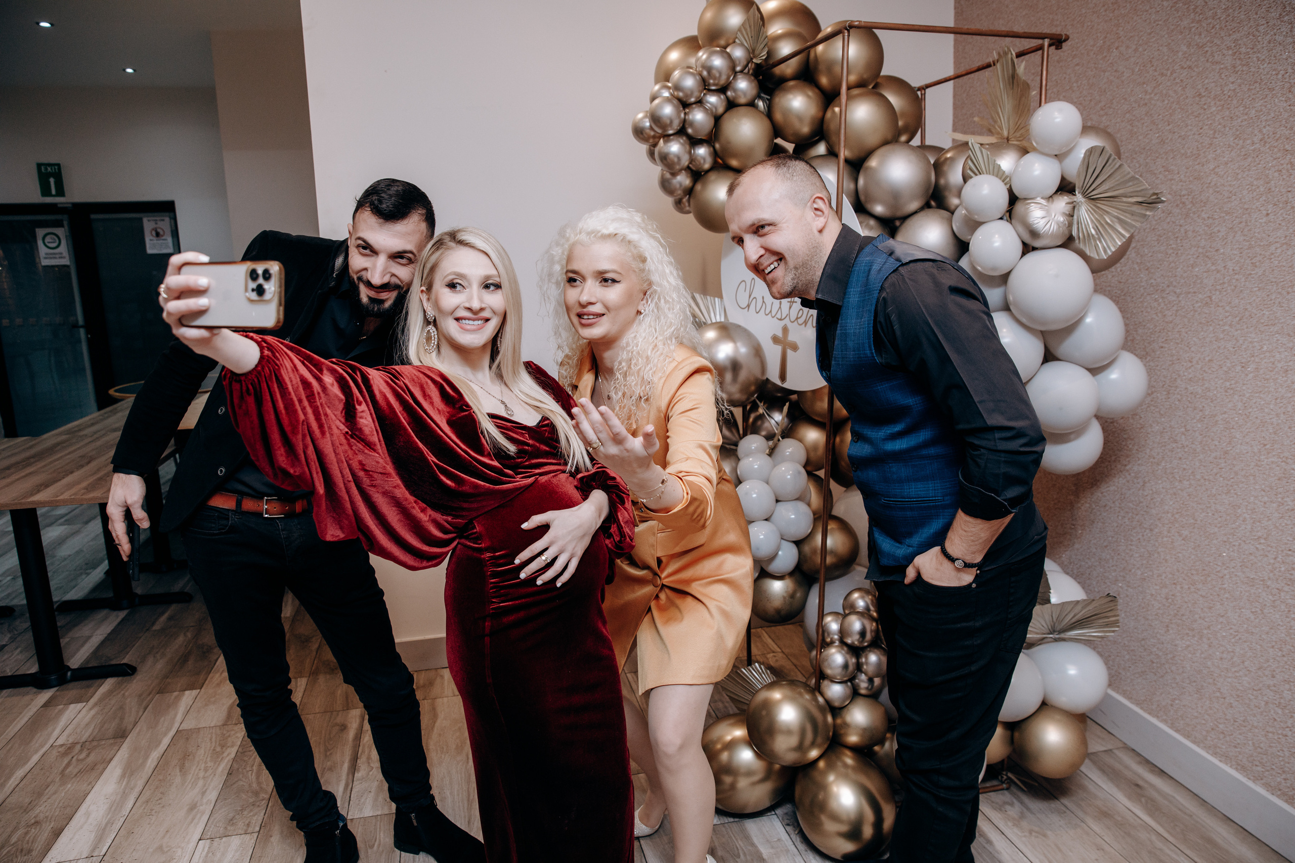 Surorile Robu. Petru Gorea Photography | Family | Portrait | Fashion | Brand