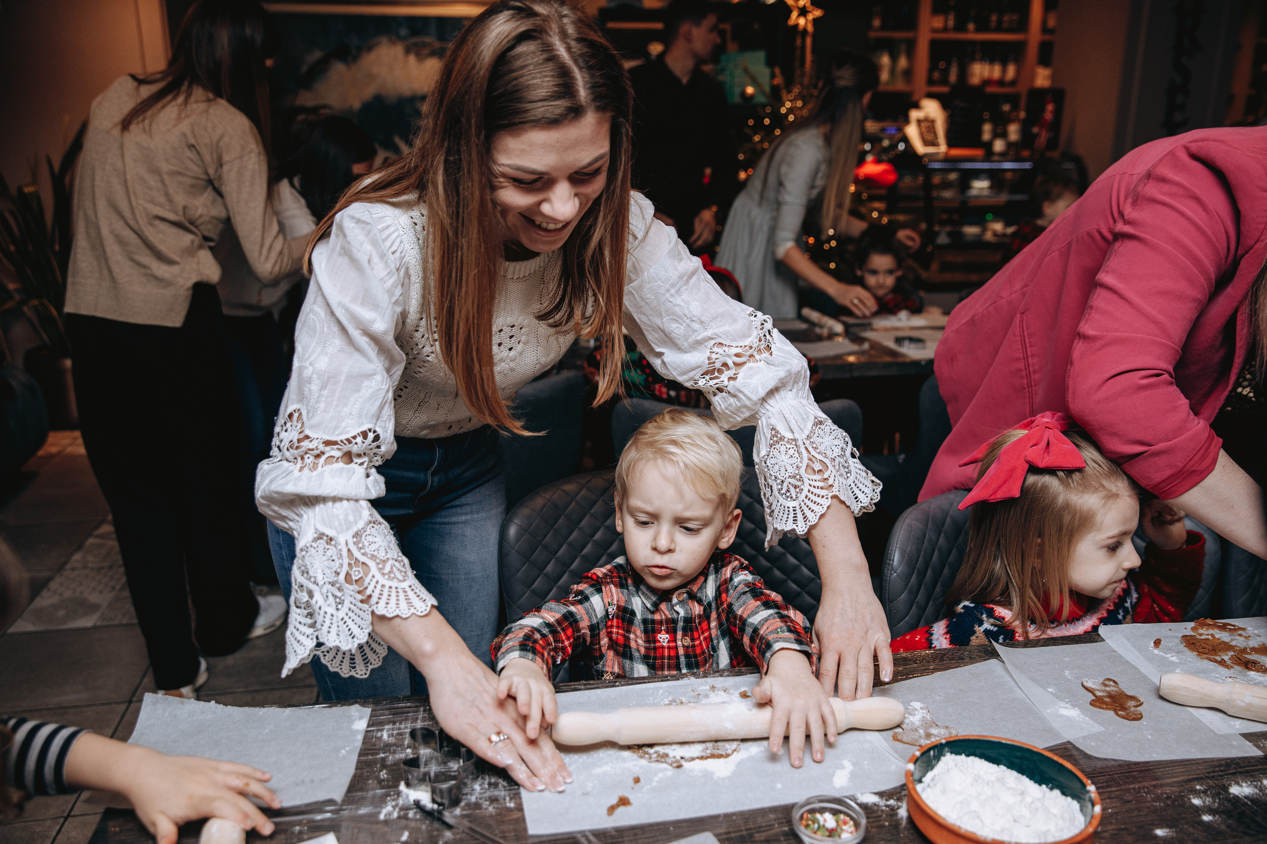 Cookies for Santa. Petru Gorea Photography | Family | Portrait | Fashion | Brand