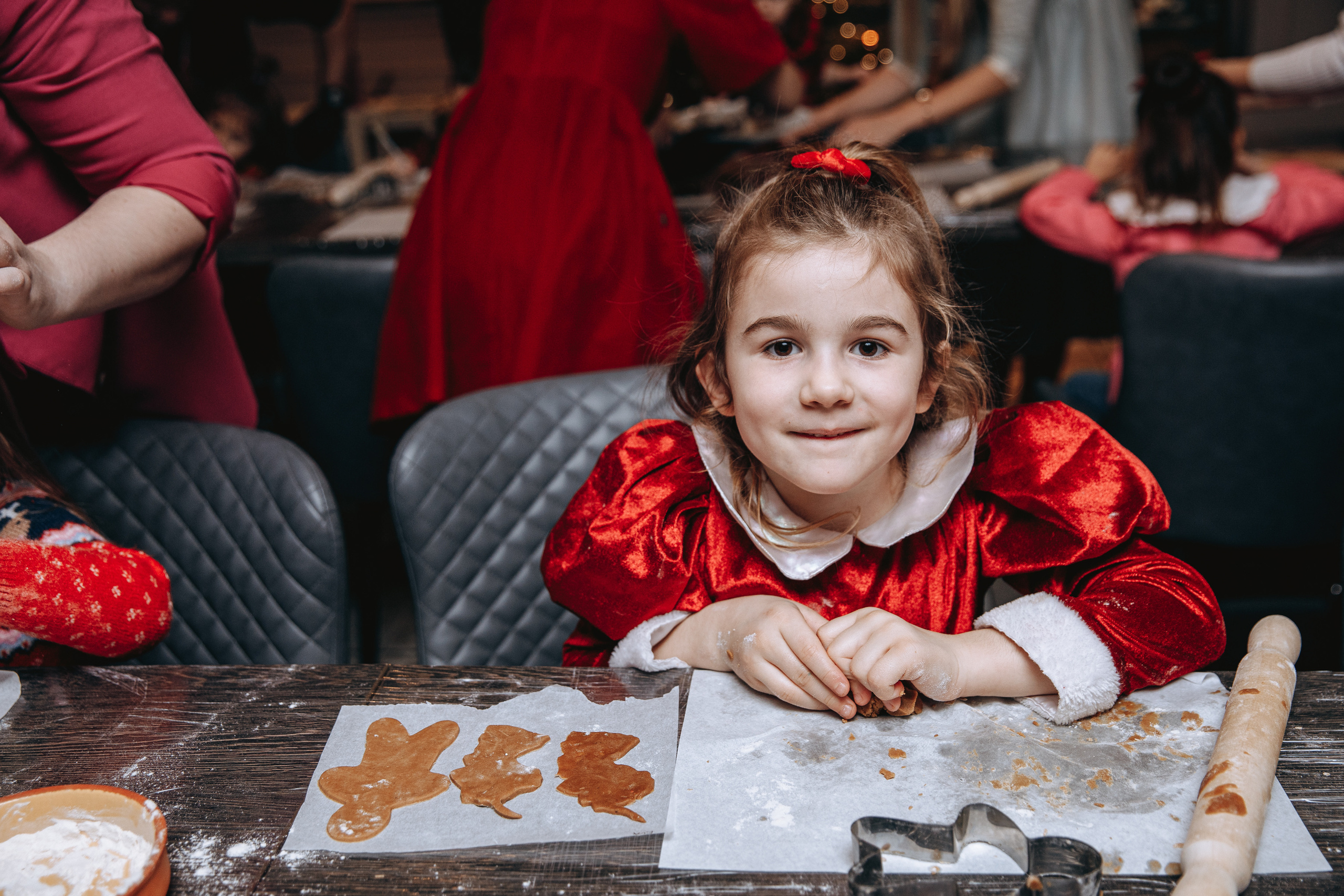Cookies for Santa. Petru Gorea Photography | Family | Portrait | Fashion | Brand