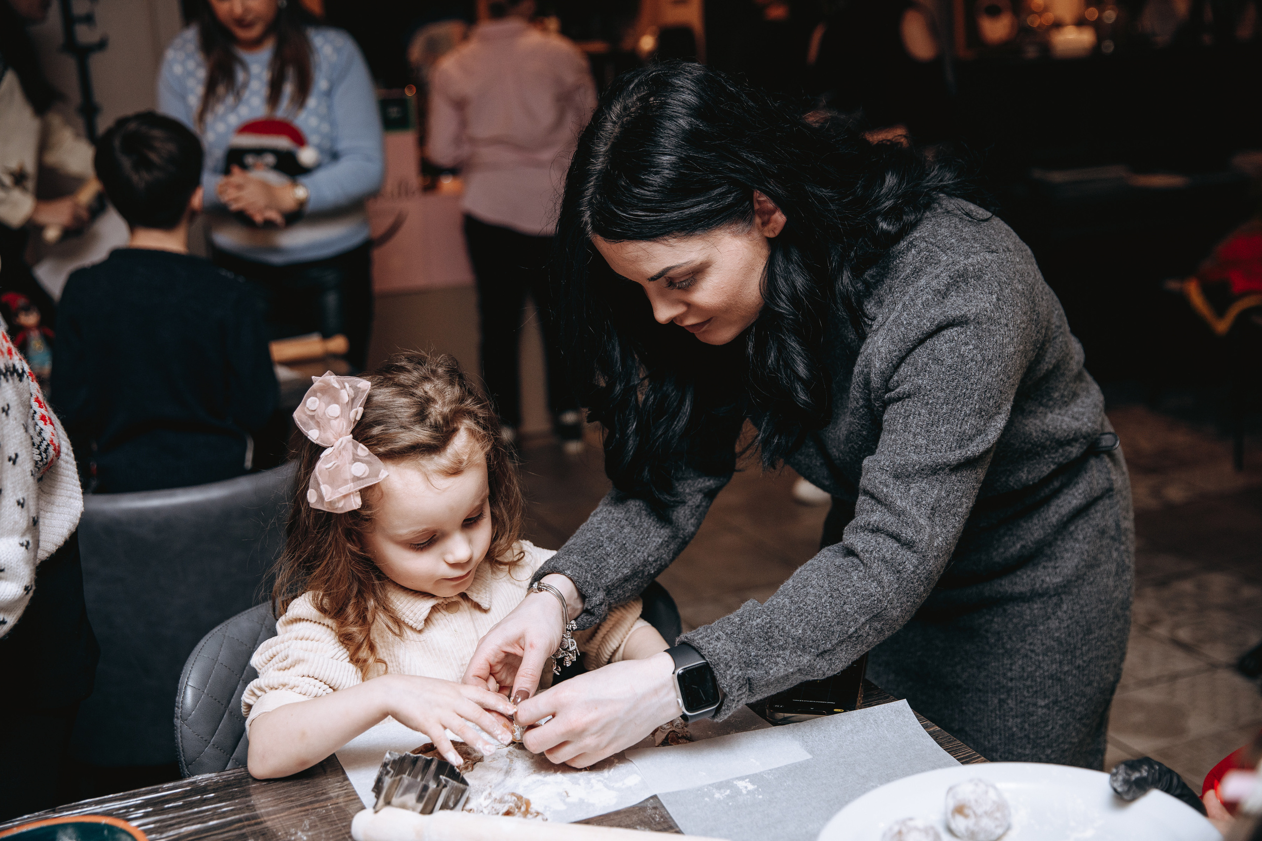 Cookies for Santa. Petru Gorea Photography | Family | Portrait | Fashion | Brand
