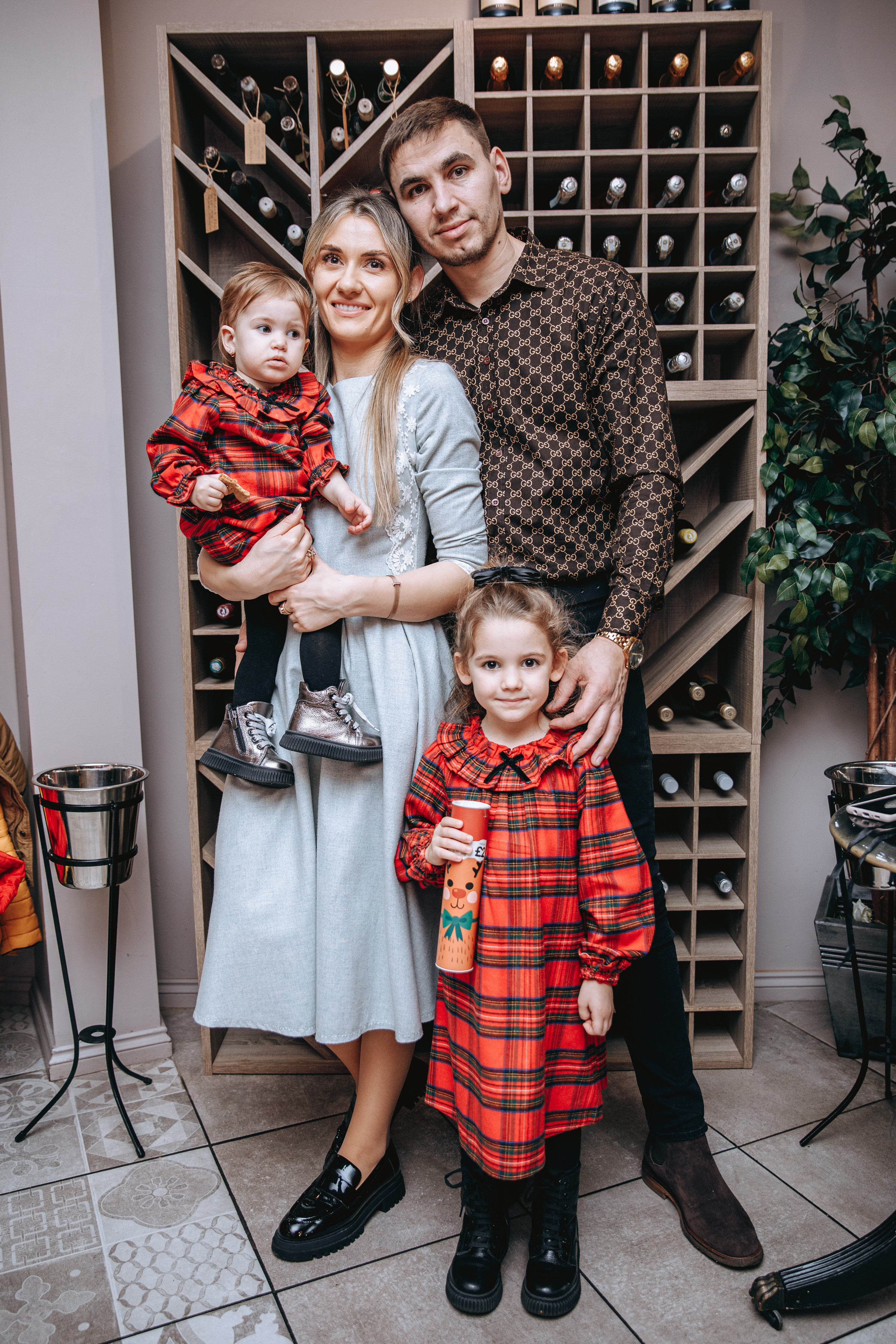 Cookies for Santa. Petru Gorea Photography | Family | Portrait | Fashion | Brand