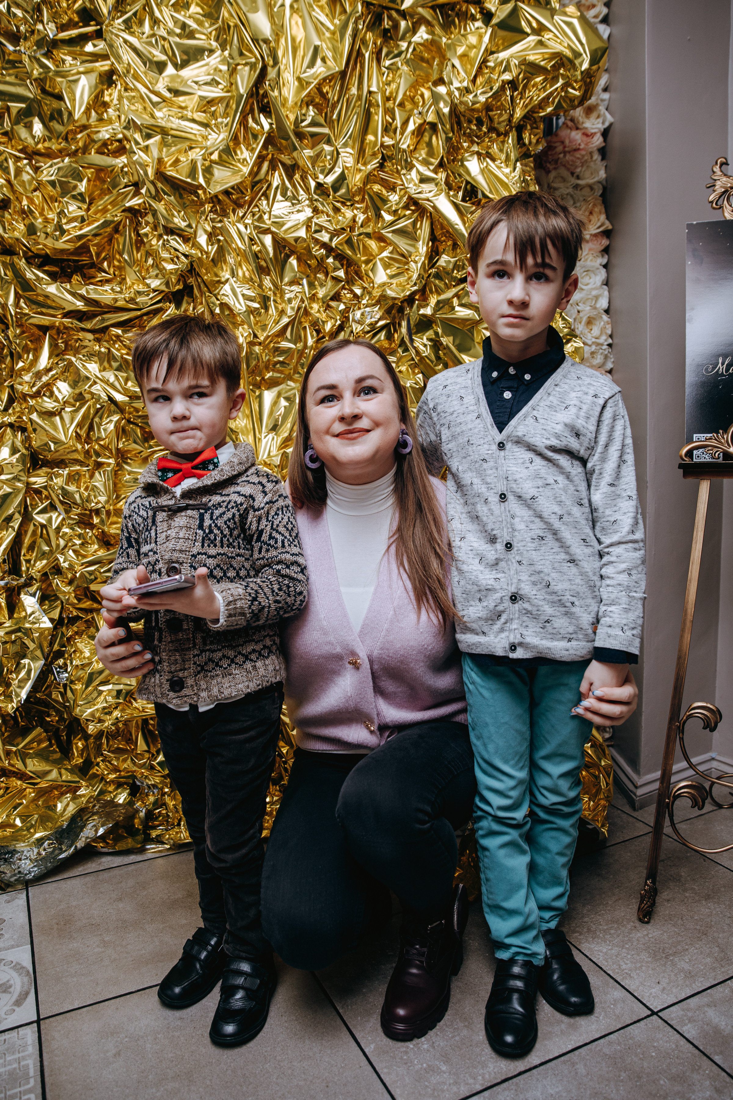 Crafty Christmas Party. Petru Gorea Photography | Family | Portrait | Fashion | Brand