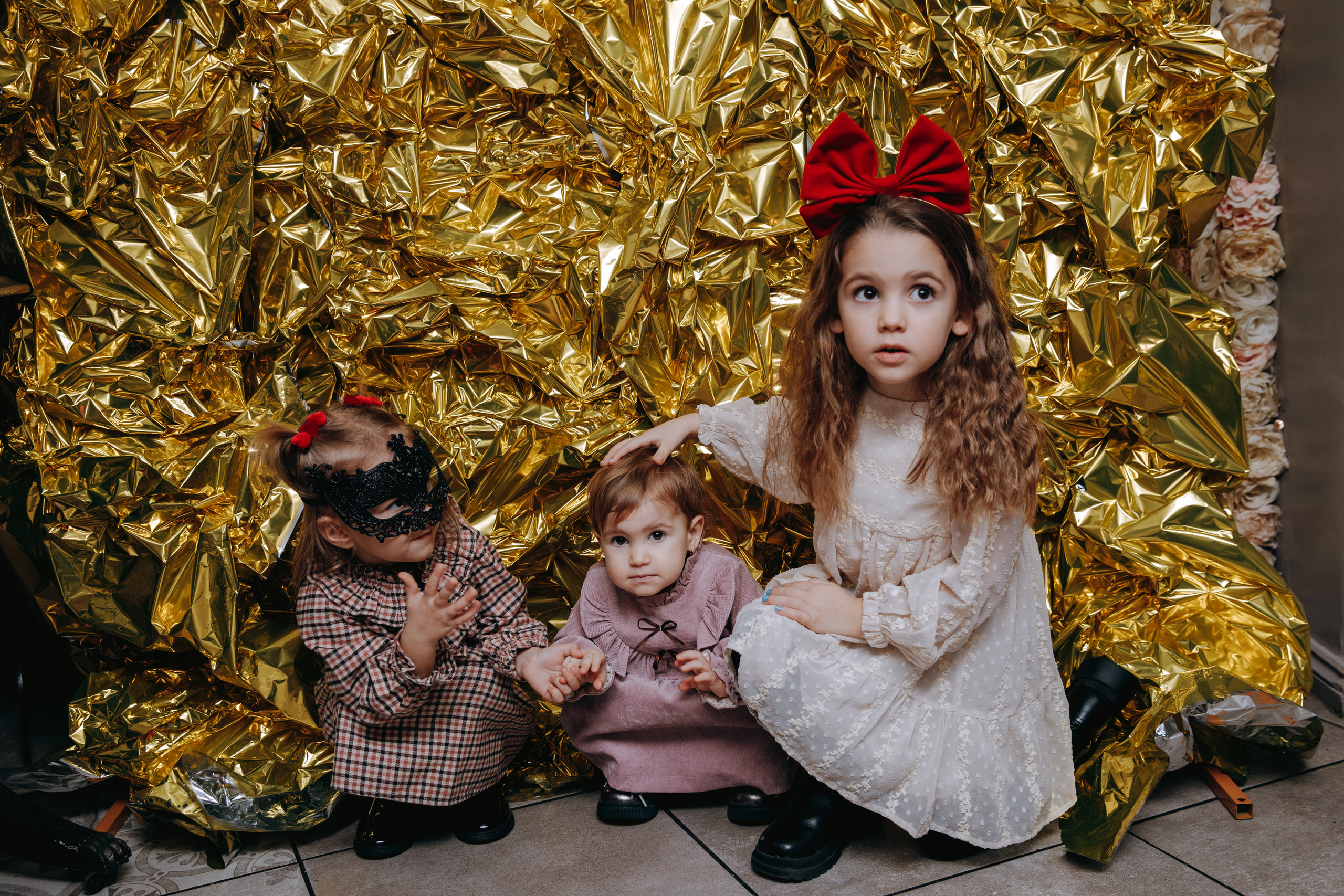 Crafty Christmas Party. Petru Gorea Photography | Family | Portrait | Fashion | Brand