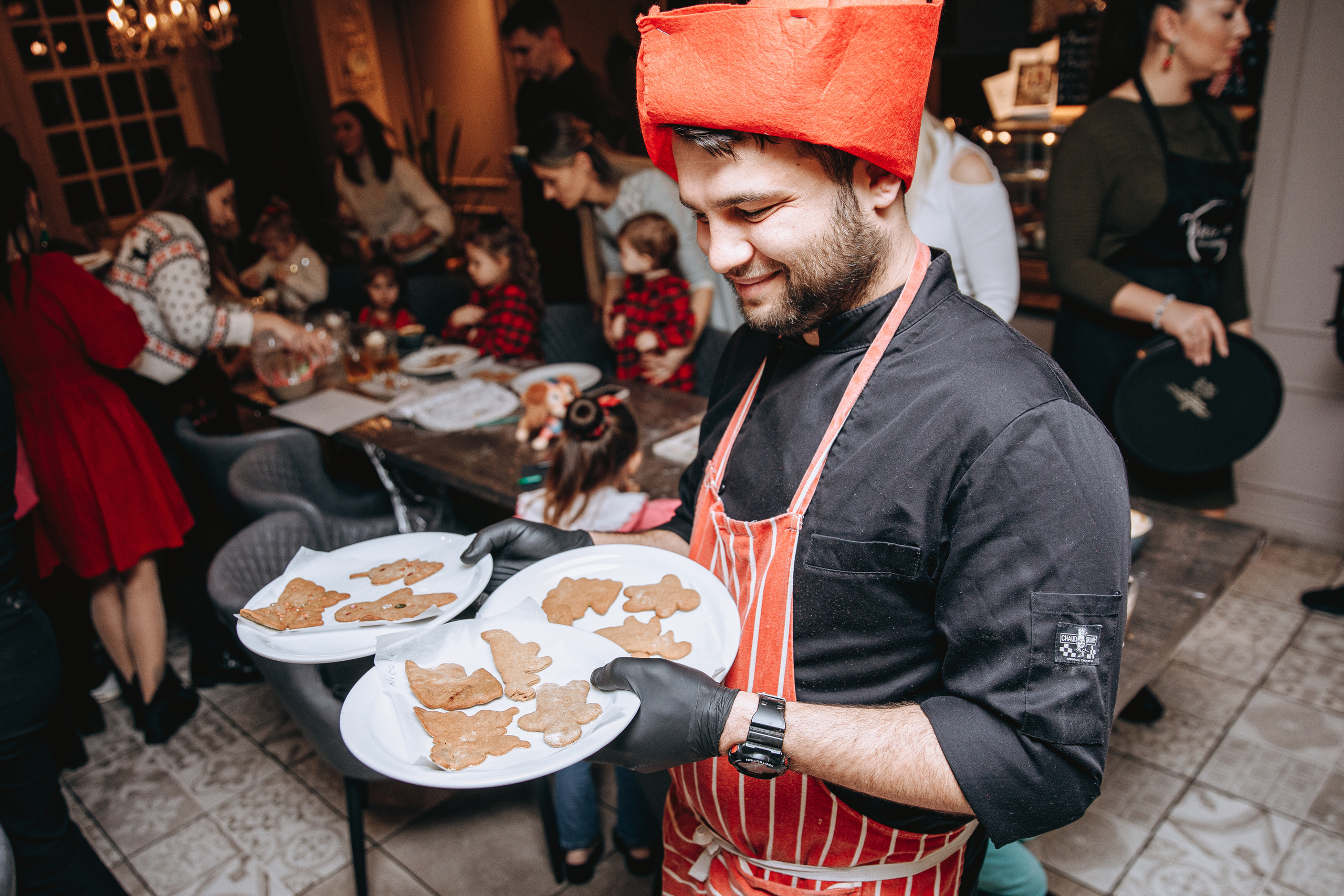 Cookies for Santa. Petru Gorea Photography | Family | Portrait | Fashion | Brand