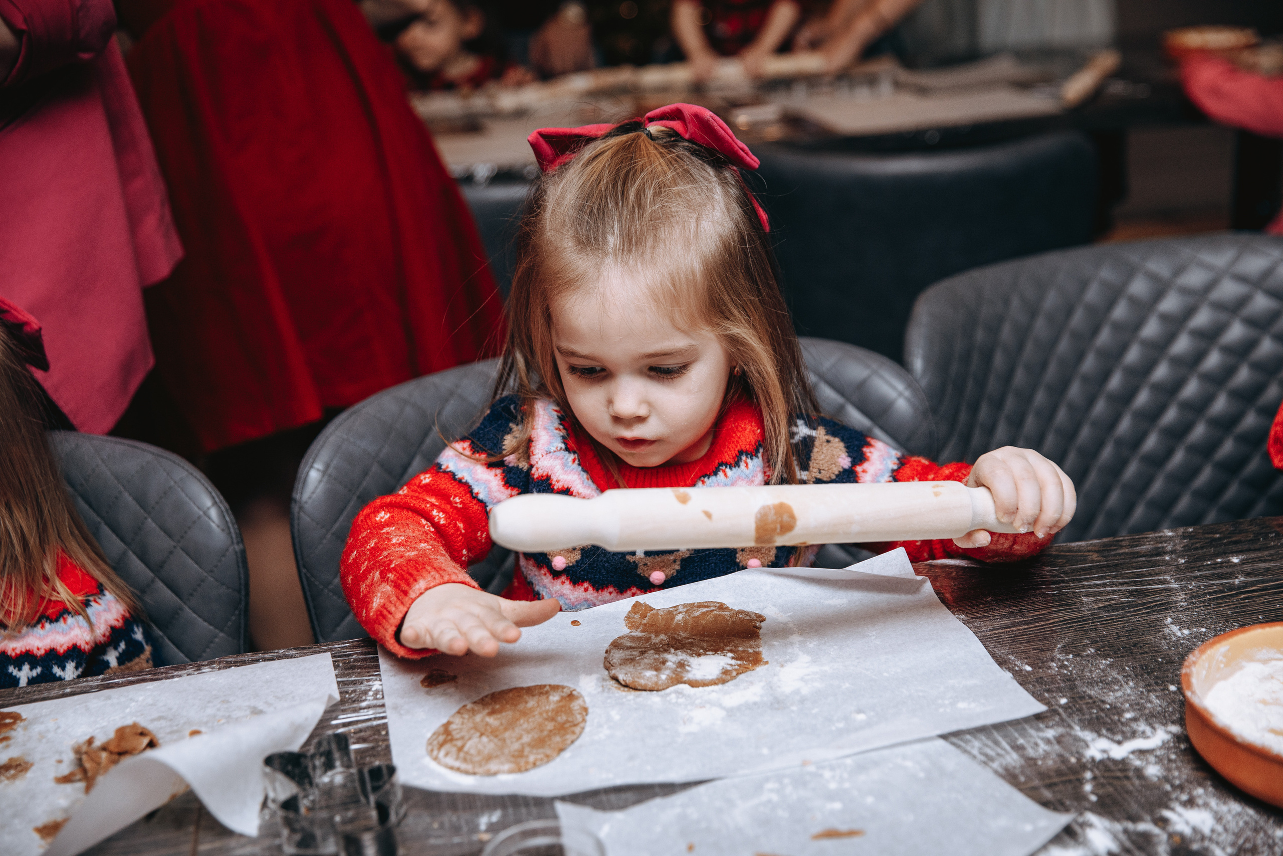 Cookies for Santa. Petru Gorea Photography | Family | Portrait | Fashion | Brand
