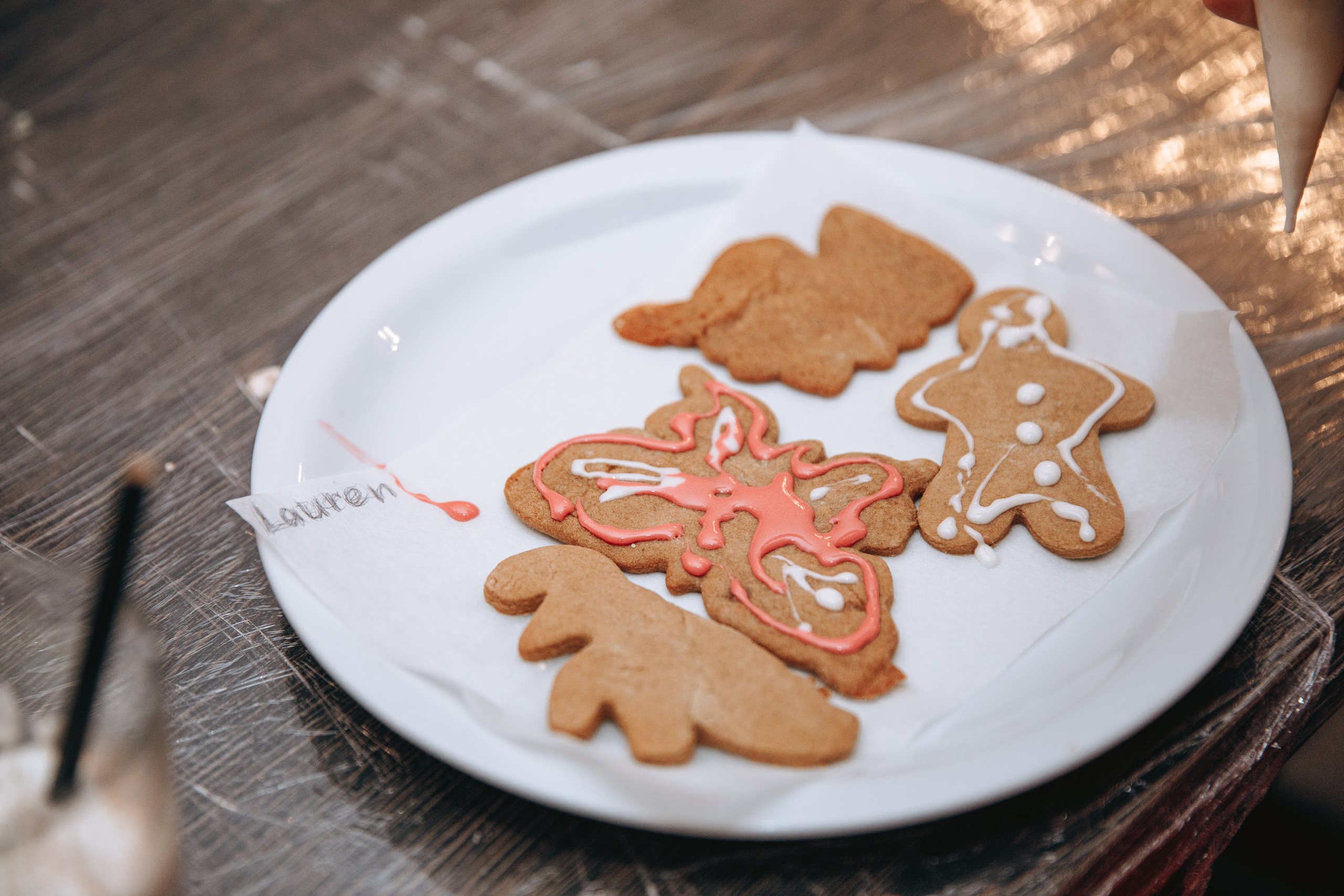 Cookies for Santa. Petru Gorea Photography | Family | Portrait | Fashion | Brand