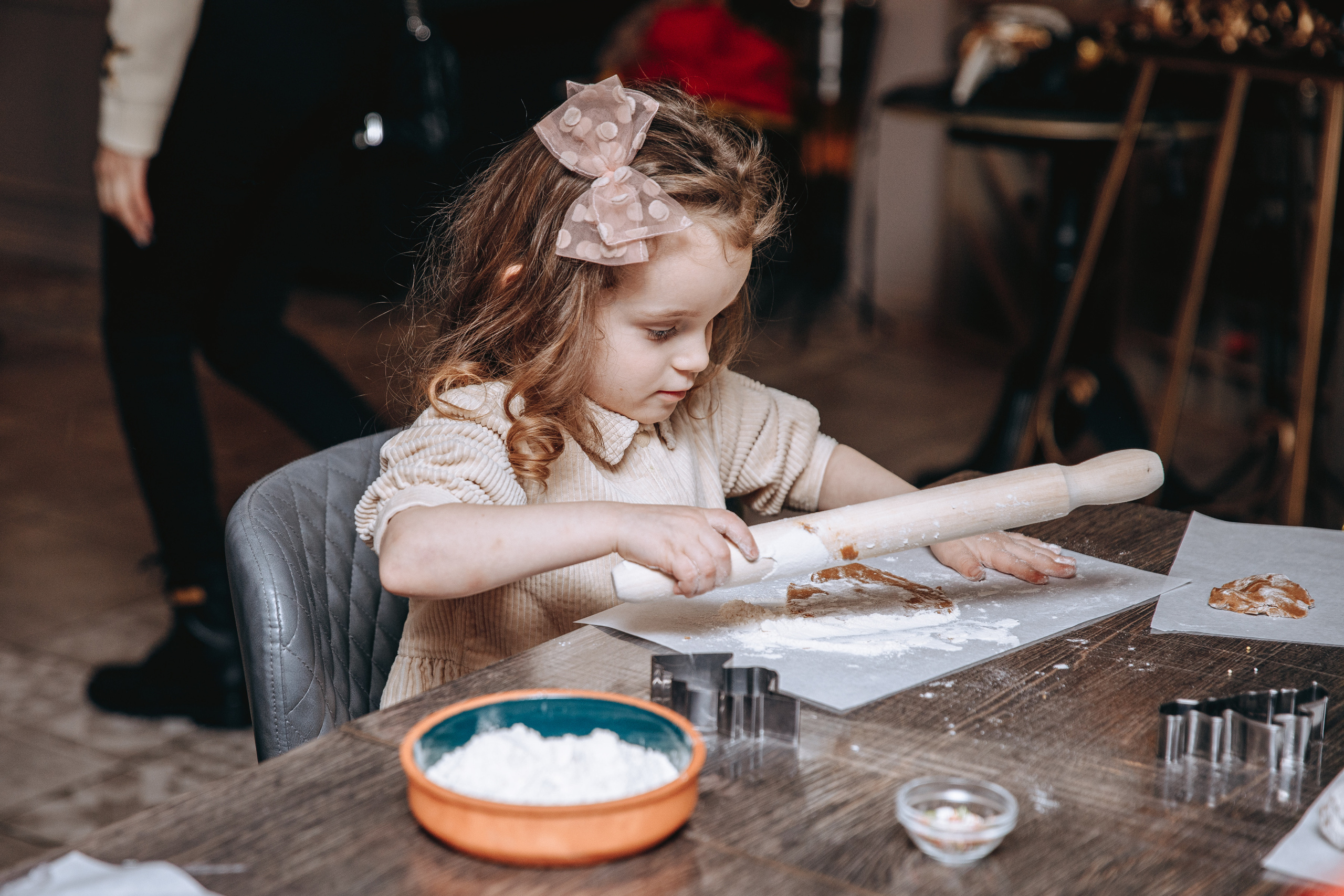 Cookies for Santa. Petru Gorea Photography | Family | Portrait | Fashion | Brand