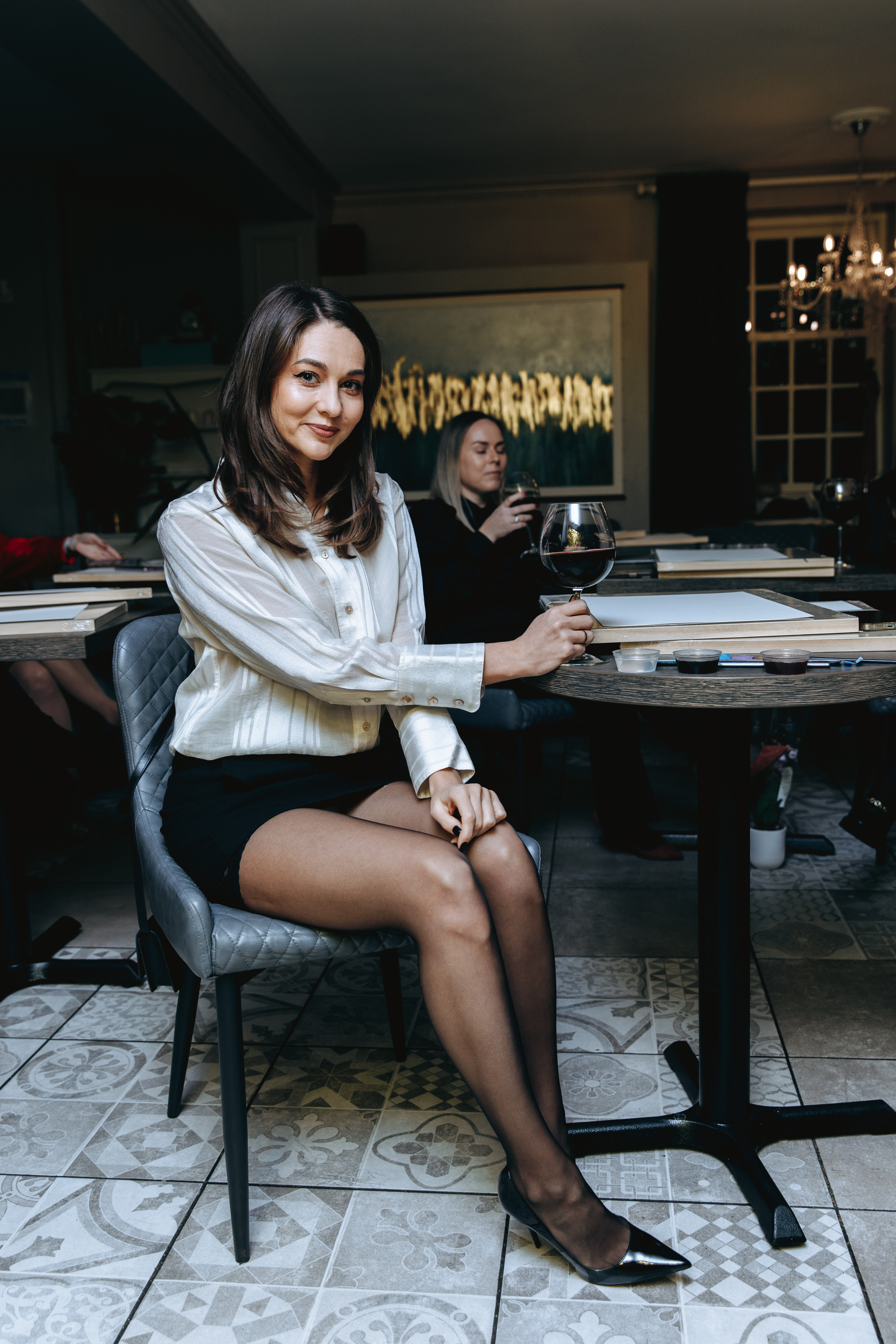 Painting with wine. Petru Gorea Photography | Family | Portrait | Fashion | Brand