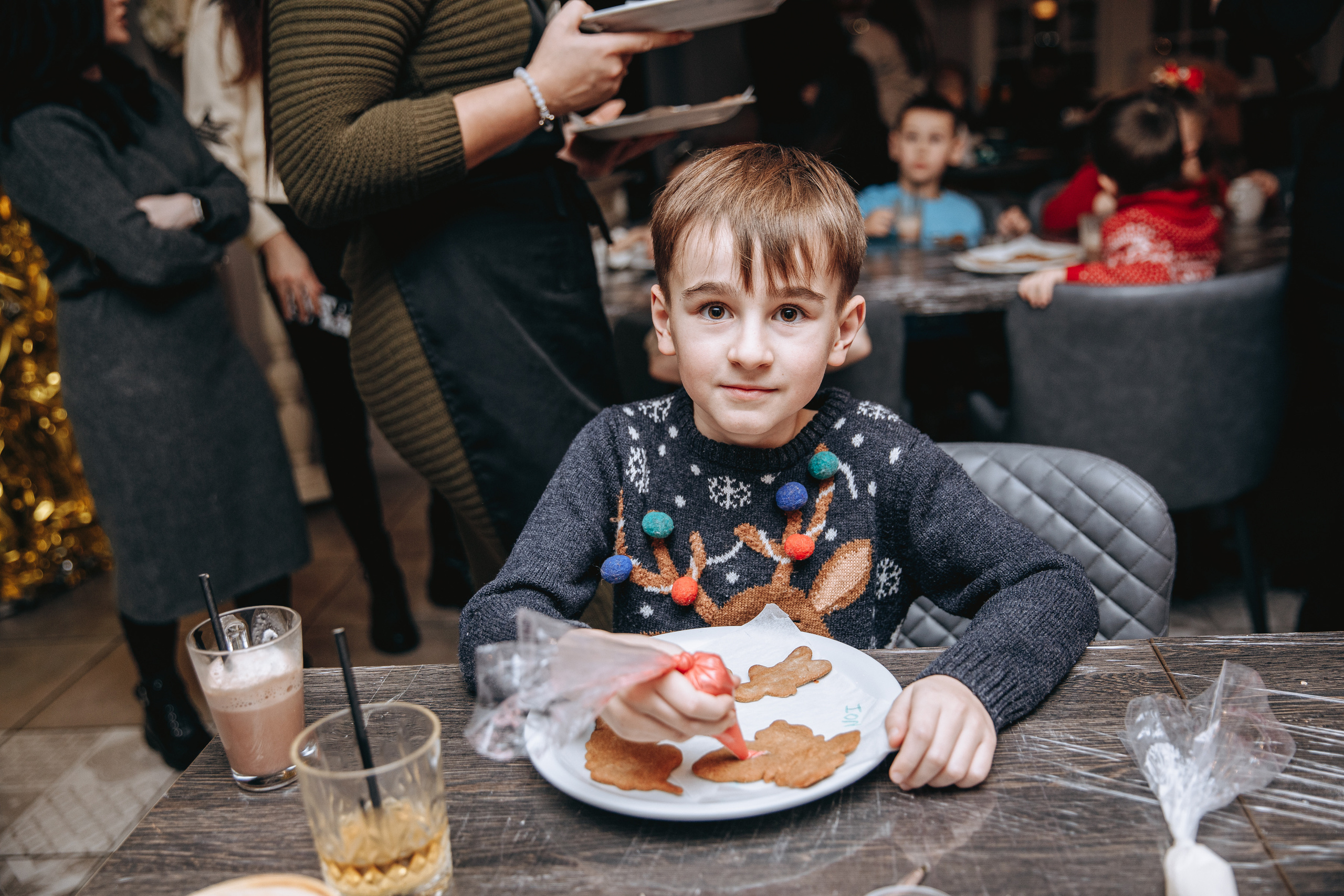 Cookies for Santa. Petru Gorea Photography | Family | Portrait | Fashion | Brand