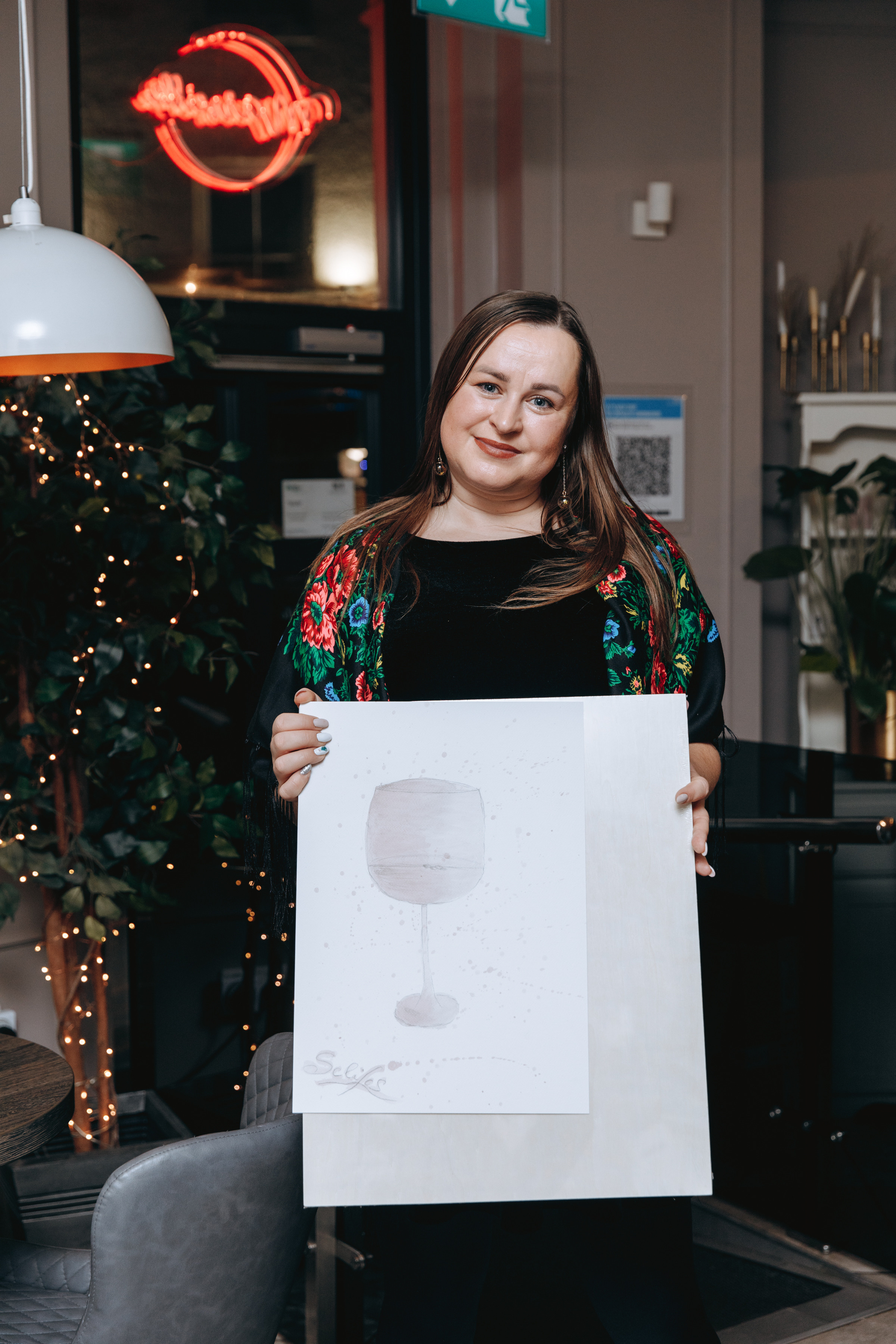 Painting with wine. Petru Gorea Photography | Family | Portrait | Fashion | Brand