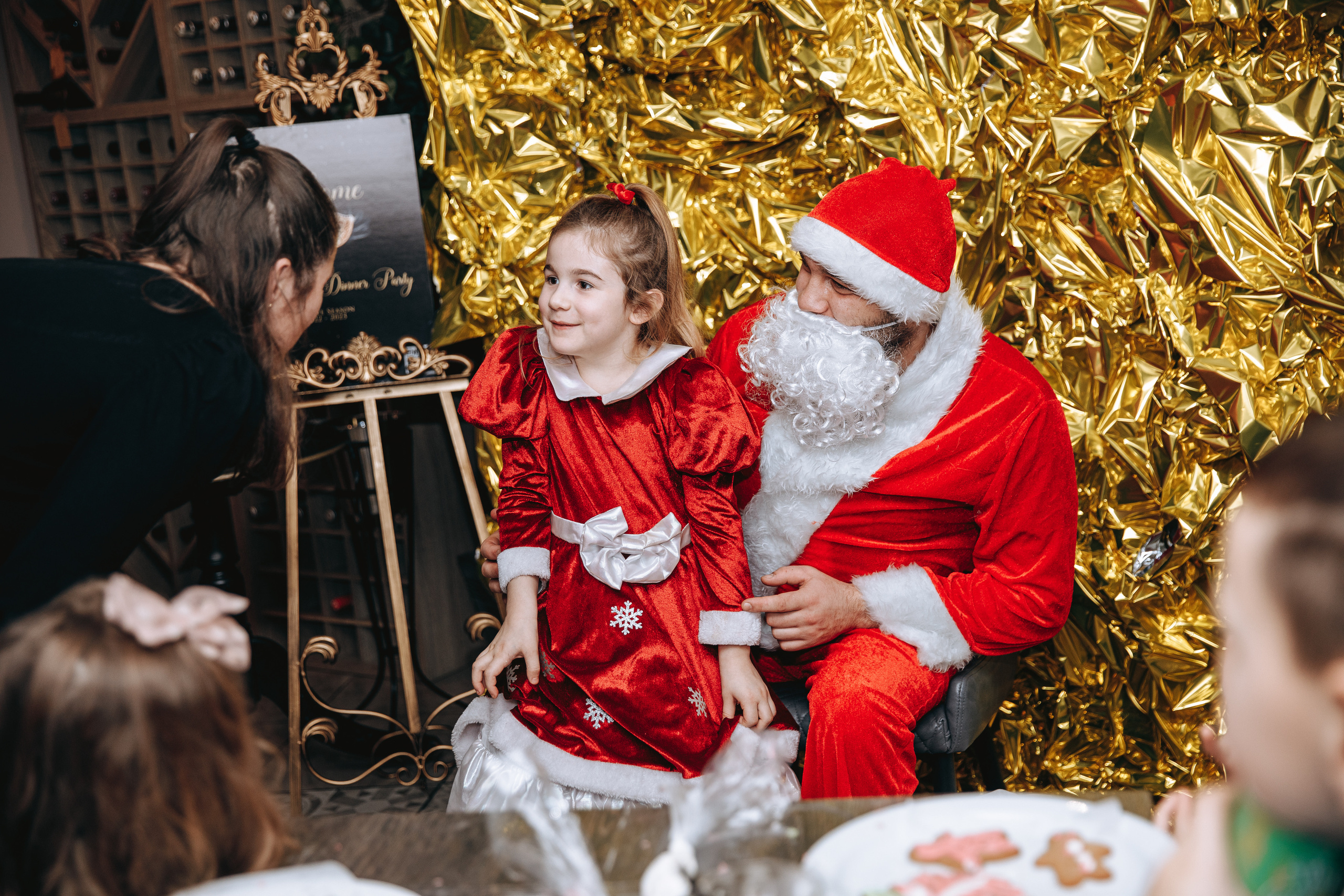 Cookies for Santa. Petru Gorea Photography | Family | Portrait | Fashion | Brand