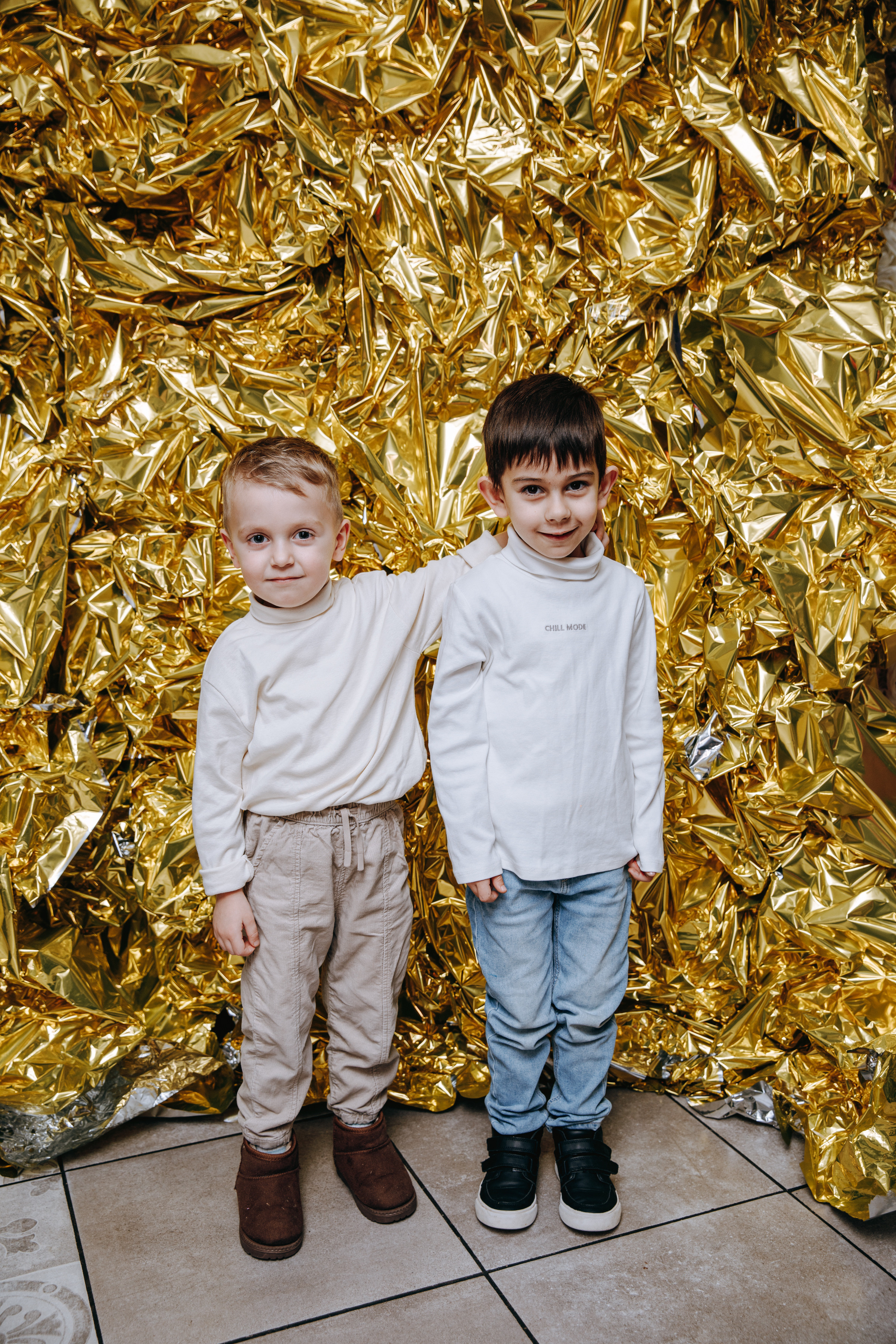 Crafty Christmas Party. Petru Gorea Photography | Family | Portrait | Fashion | Brand