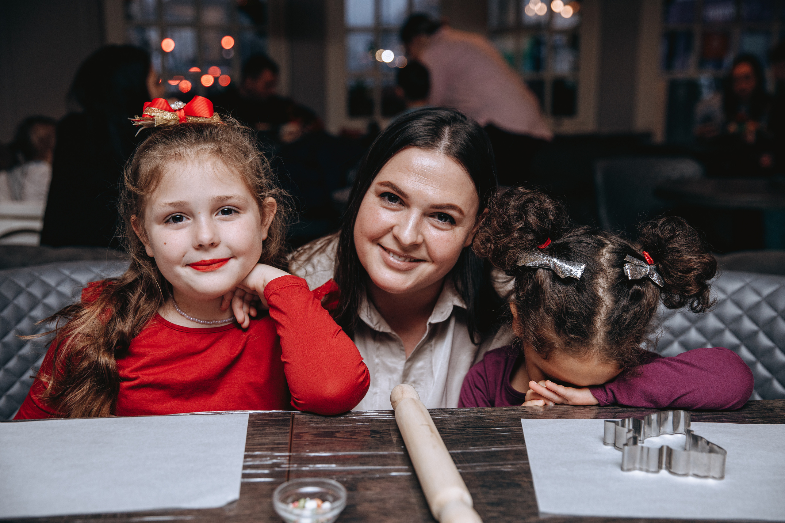 Cookies for Santa. Petru Gorea Photography | Family | Portrait | Fashion | Brand