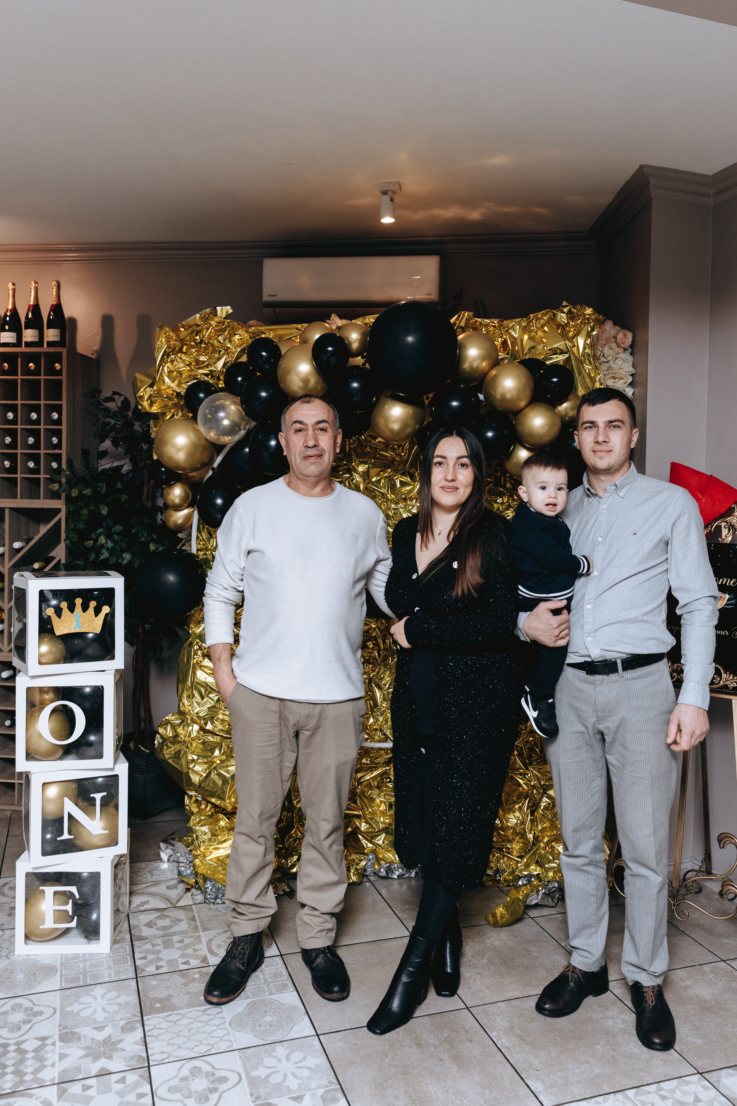 Alex’s 1st Birthday. Petru Gorea Photography | Family | Portrait | Fashion | Brand