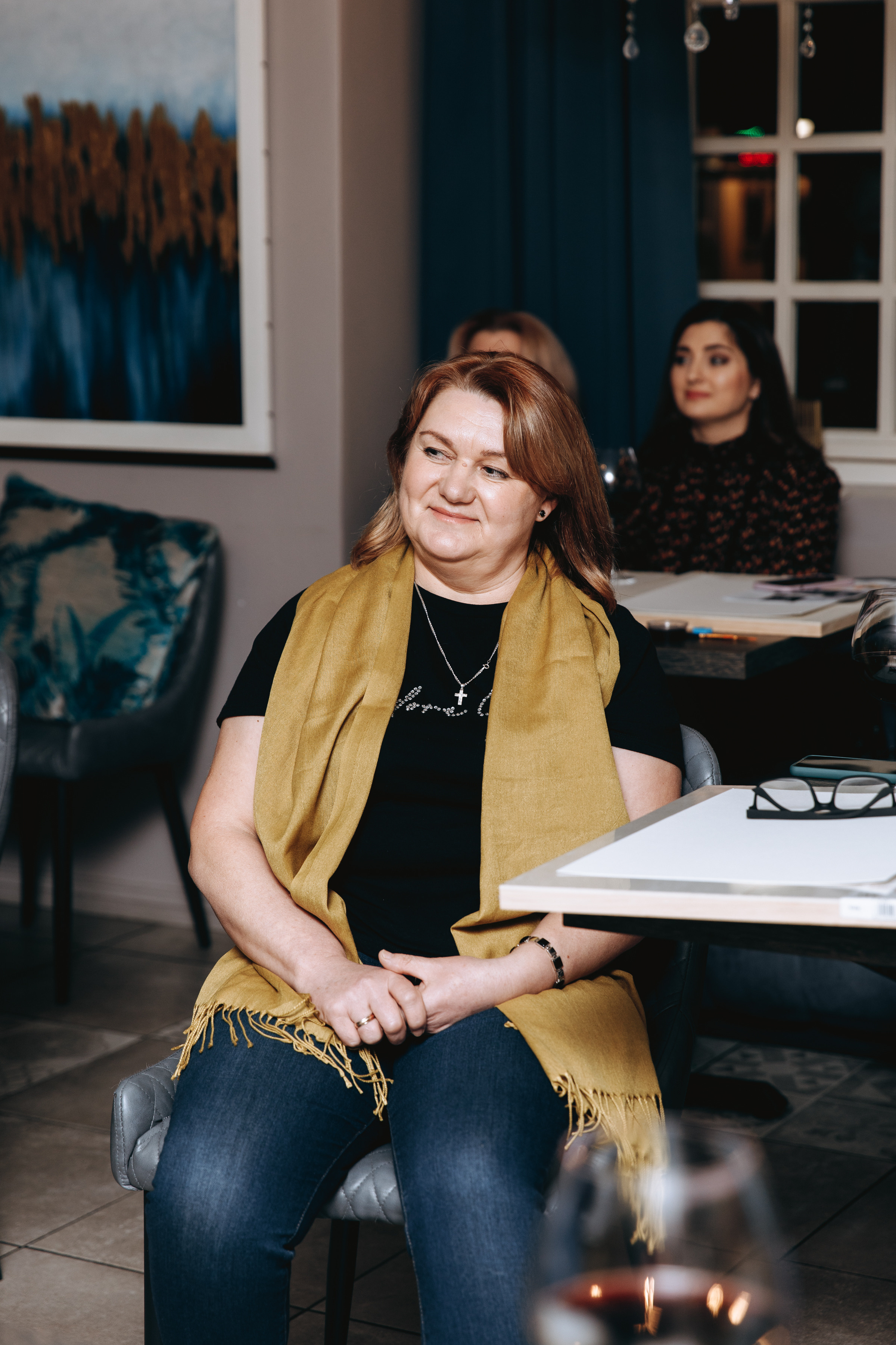 Painting with wine. Petru Gorea Photography | Family | Portrait | Fashion | Brand