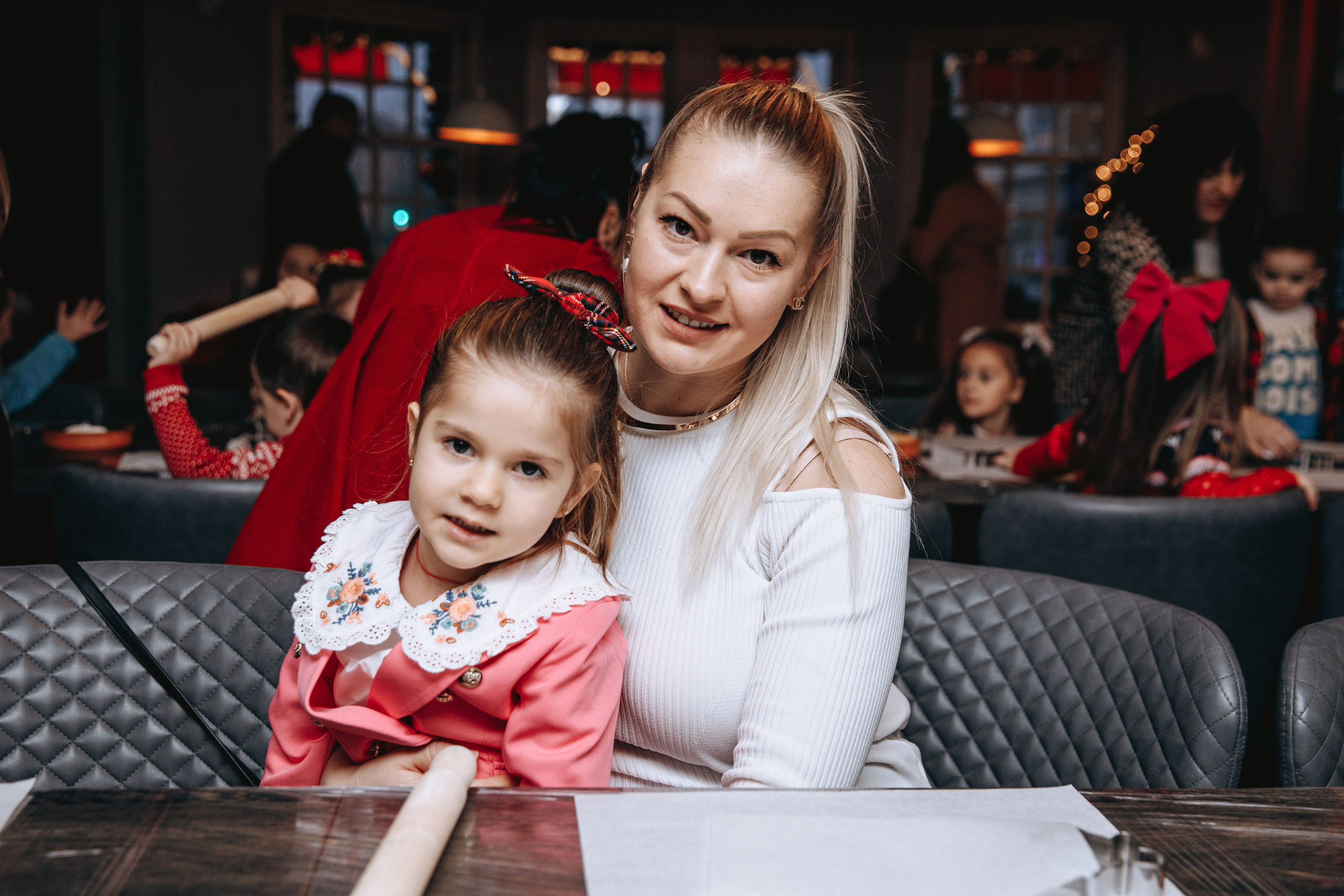 Cookies for Santa. Petru Gorea Photography | Family | Portrait | Fashion | Brand