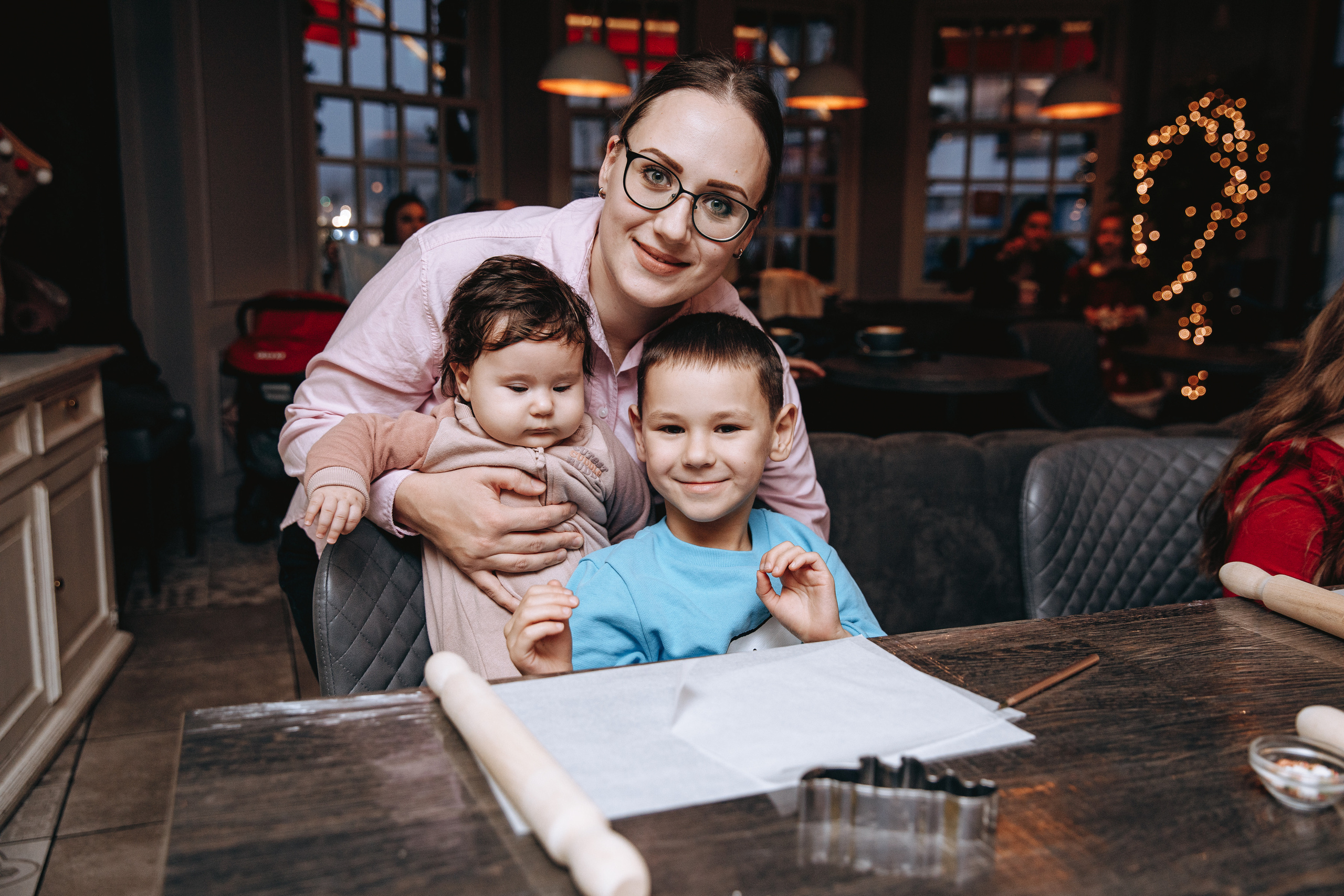 Cookies for Santa. Petru Gorea Photography | Family | Portrait | Fashion | Brand